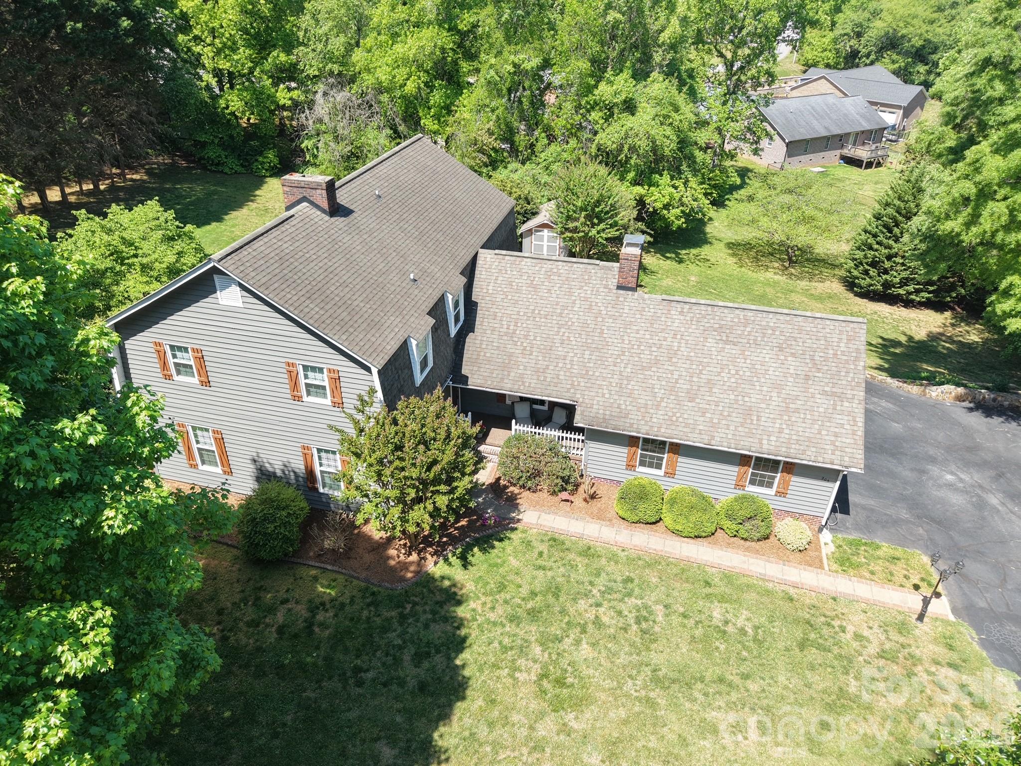 204 Brentwood Drive — Maiden