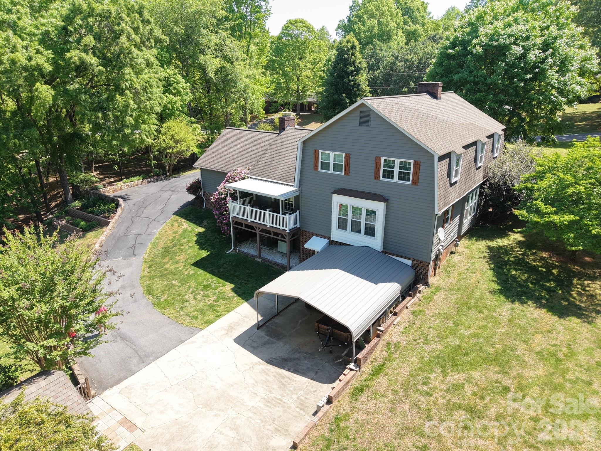 204 Brentwood Drive — Maiden