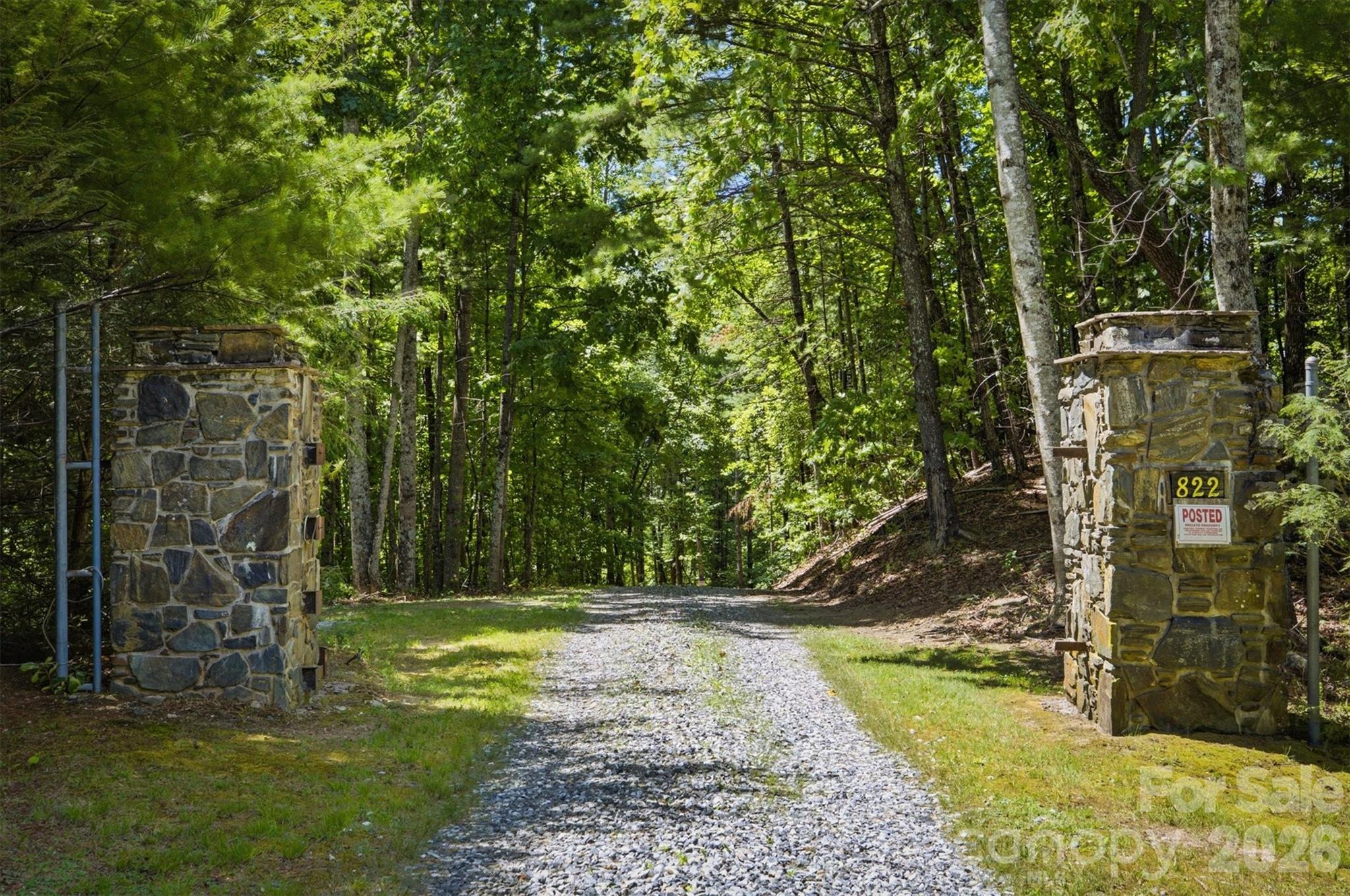 822 Windy Mountain Road — Deep Gap