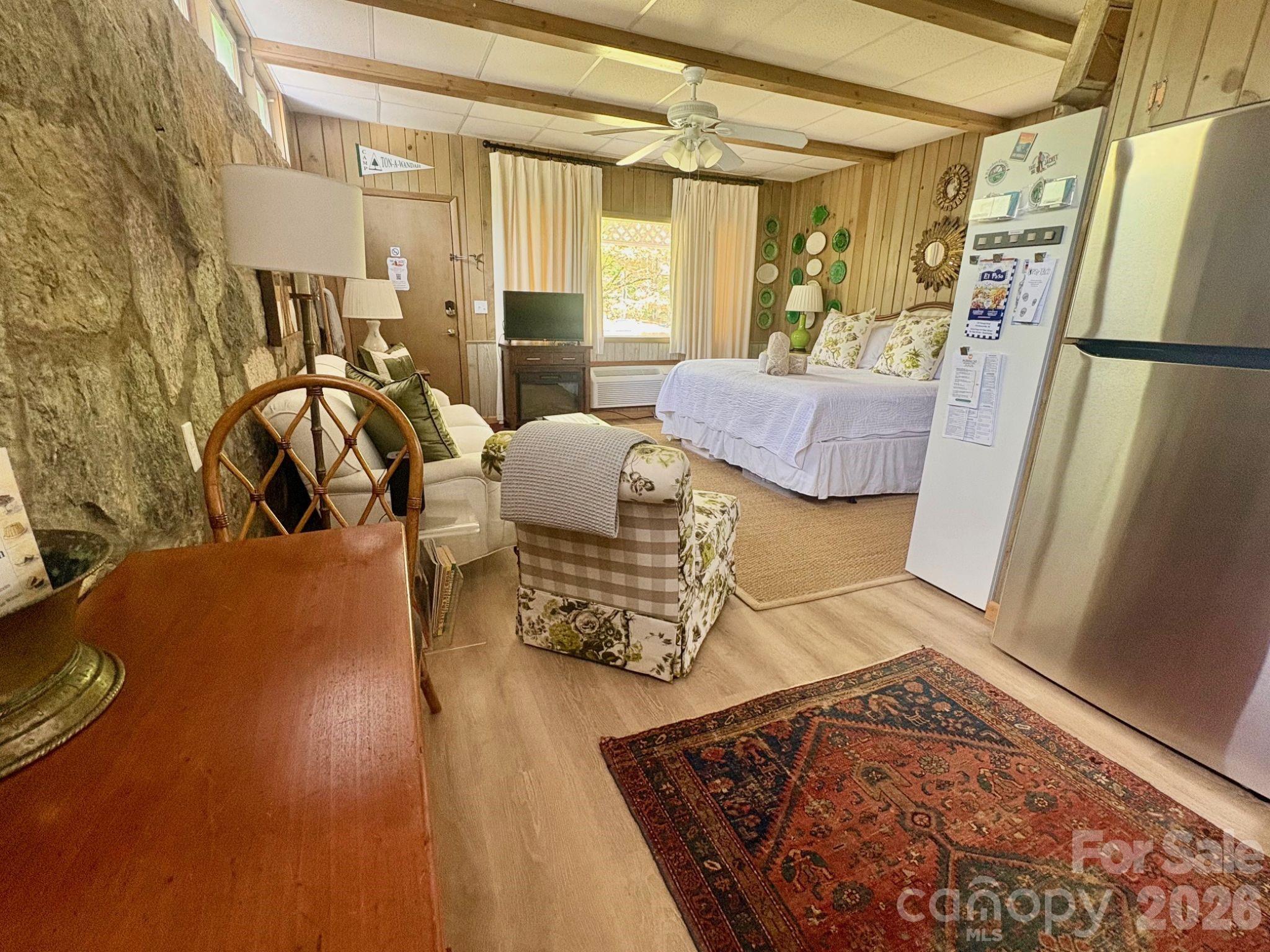 140 Old Mill Road #214 — Flat Rock