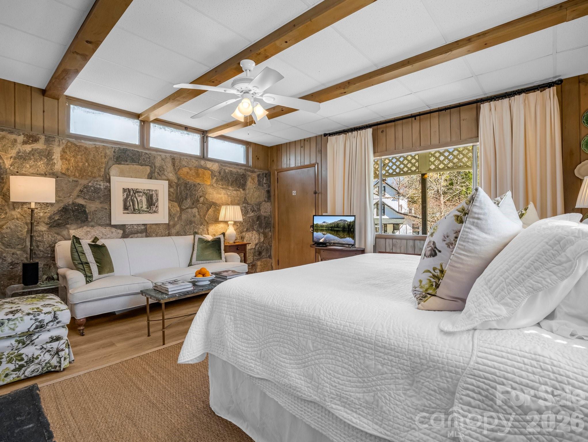 140 Old Mill Road #214 — Flat Rock