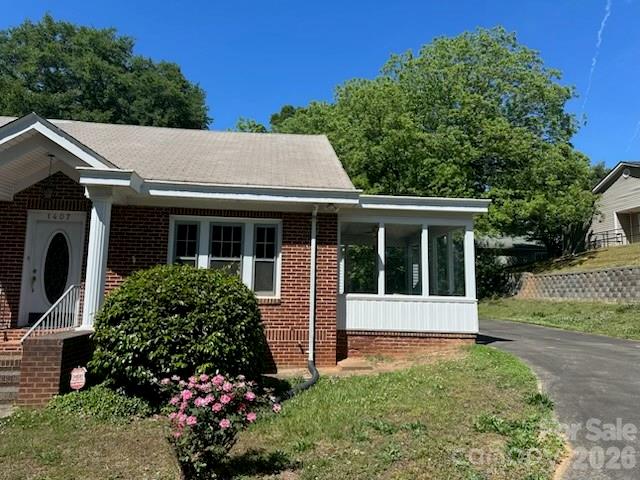 1407 E Marion Street — Shelby