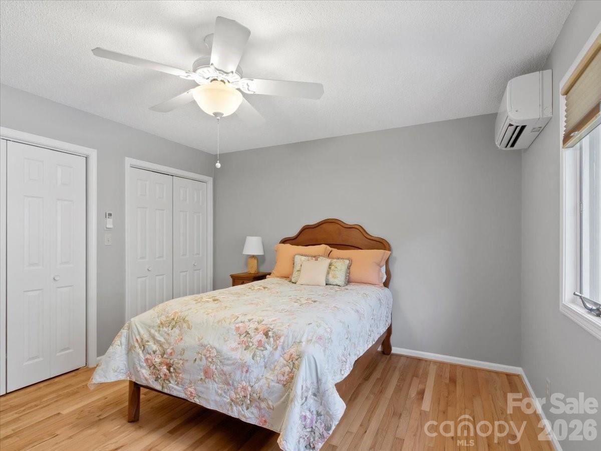 301 Robertson Street — Burnsville