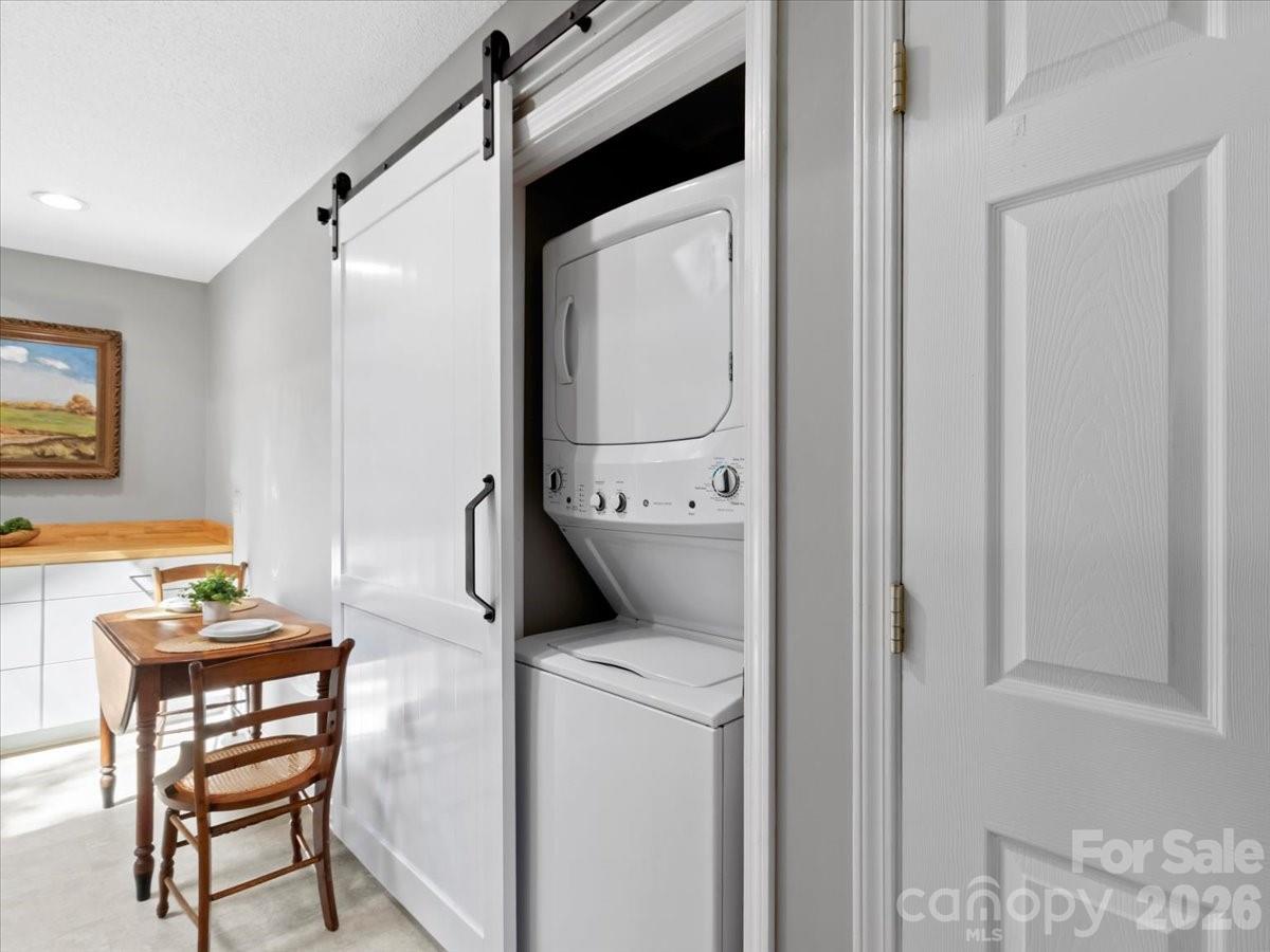 301 Robertson Street — Burnsville