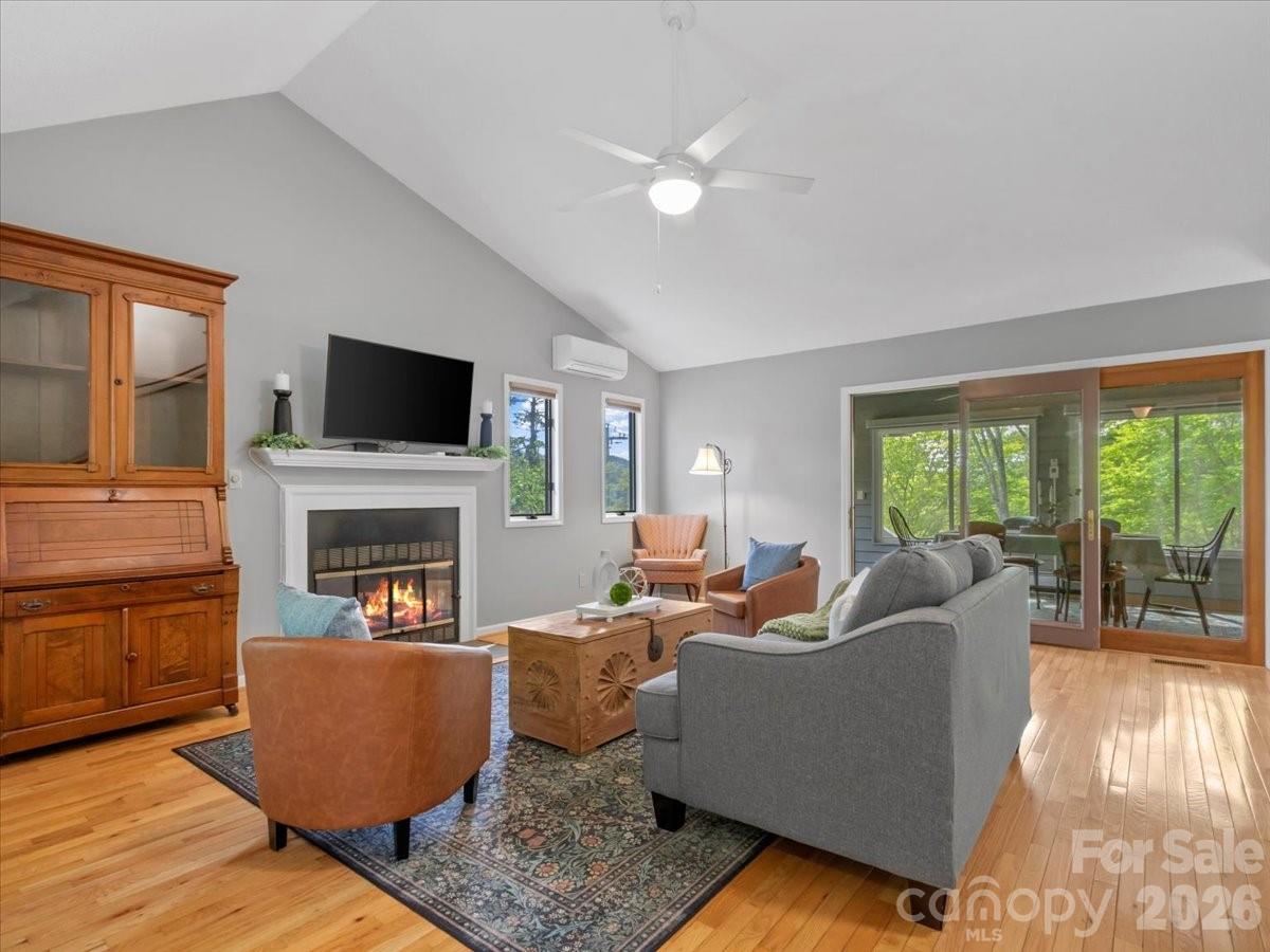 301 Robertson Street — Burnsville