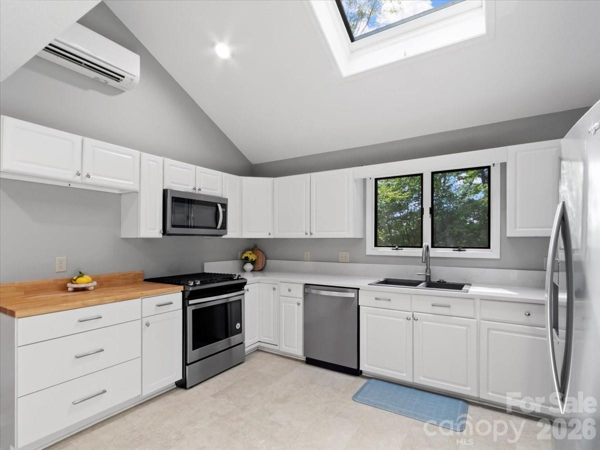 301 Robertson Street — Burnsville