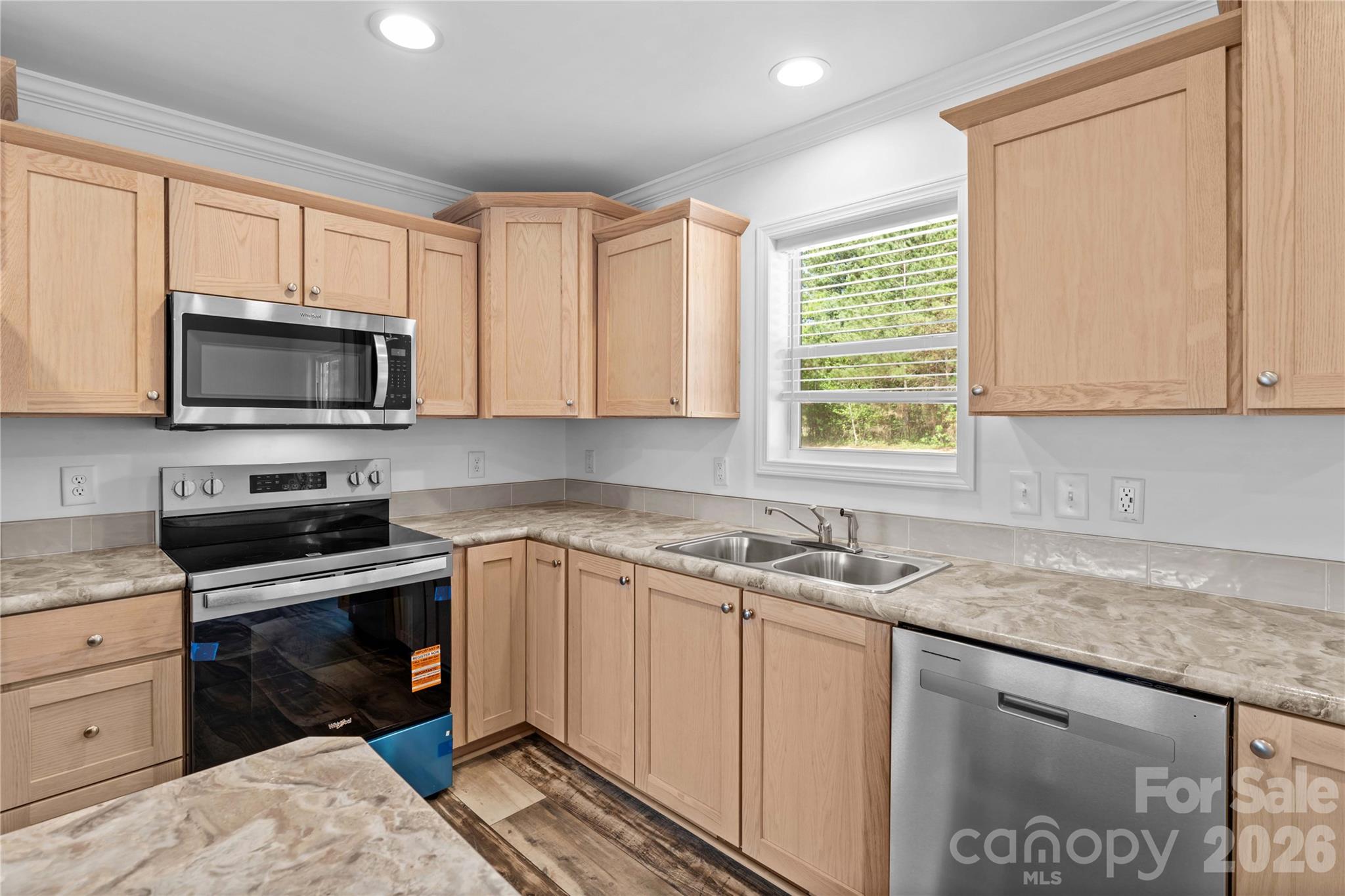 6028 Bridges Street — Catawba