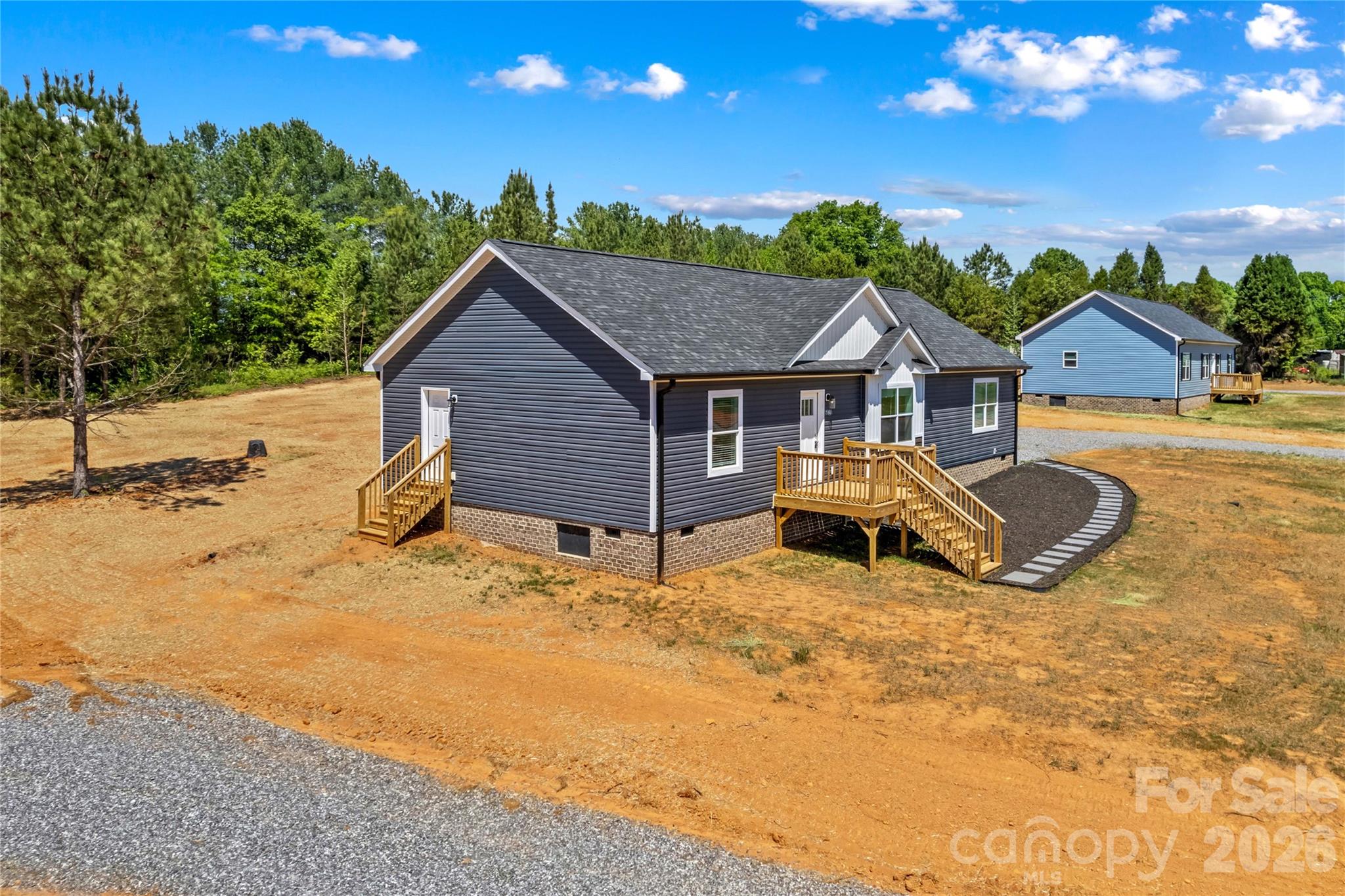 6028 Bridges Street — Catawba