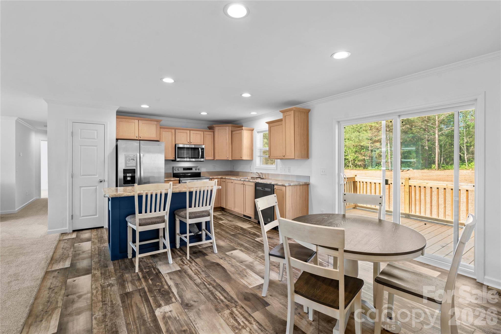 6028 Bridges Street — Catawba