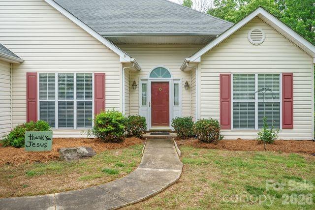 1236 Midlake Road — Kannapolis