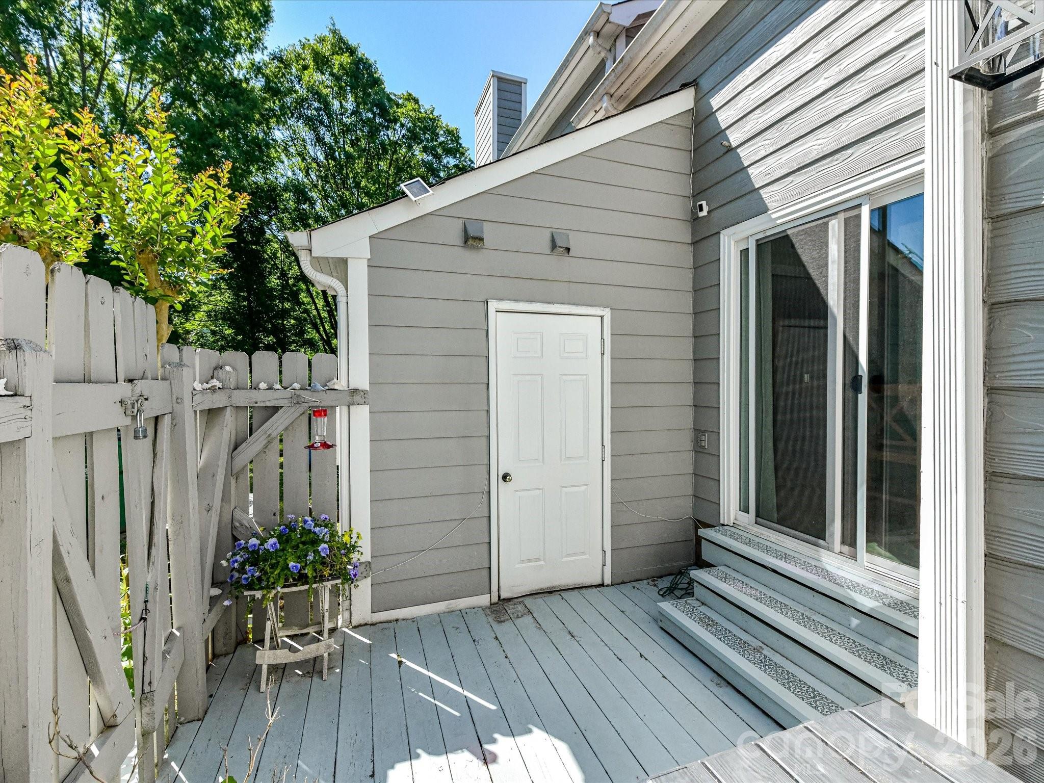 11103 Sevilla Court — Charlotte