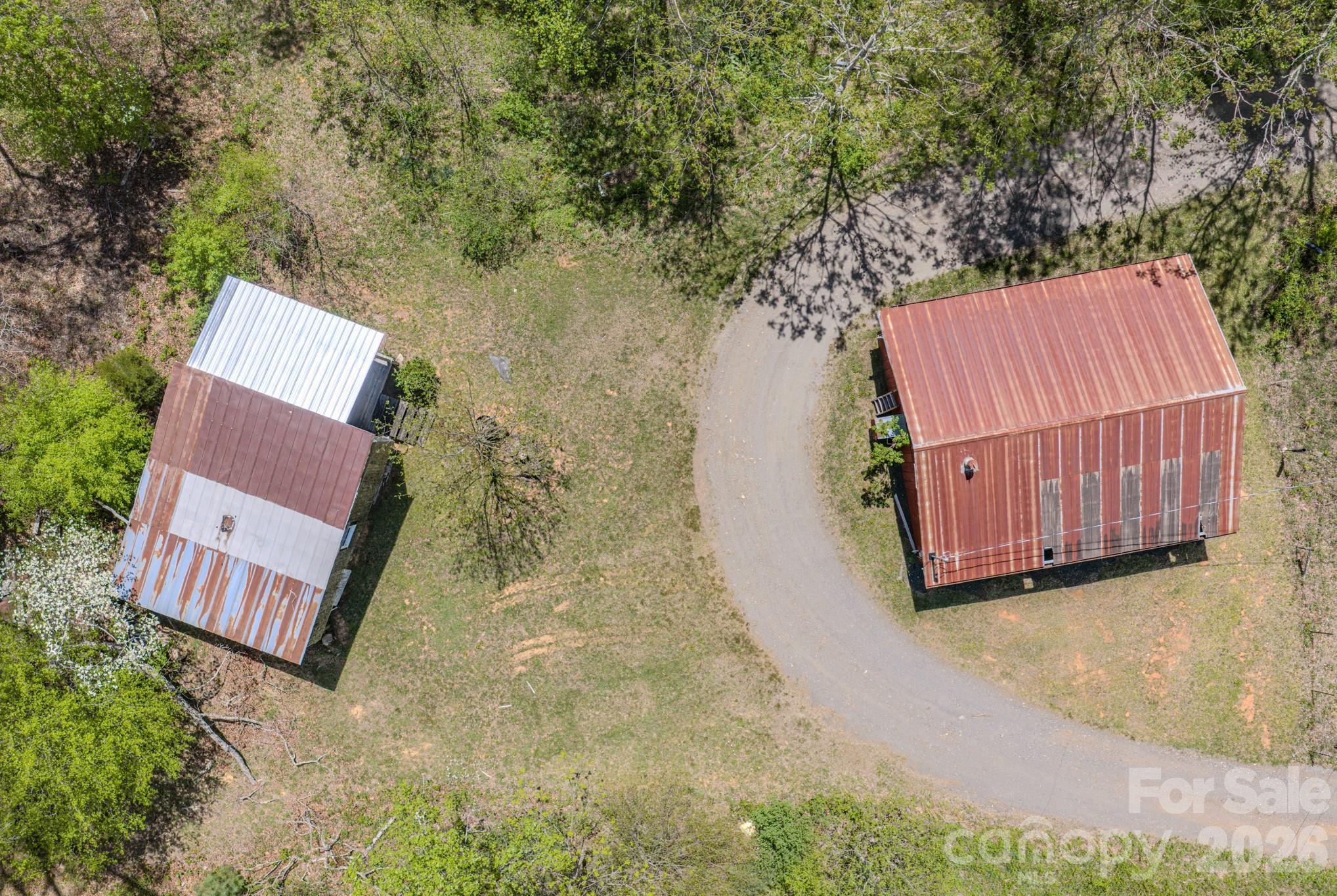 143 Gouge Cemetery Road — Bakersville