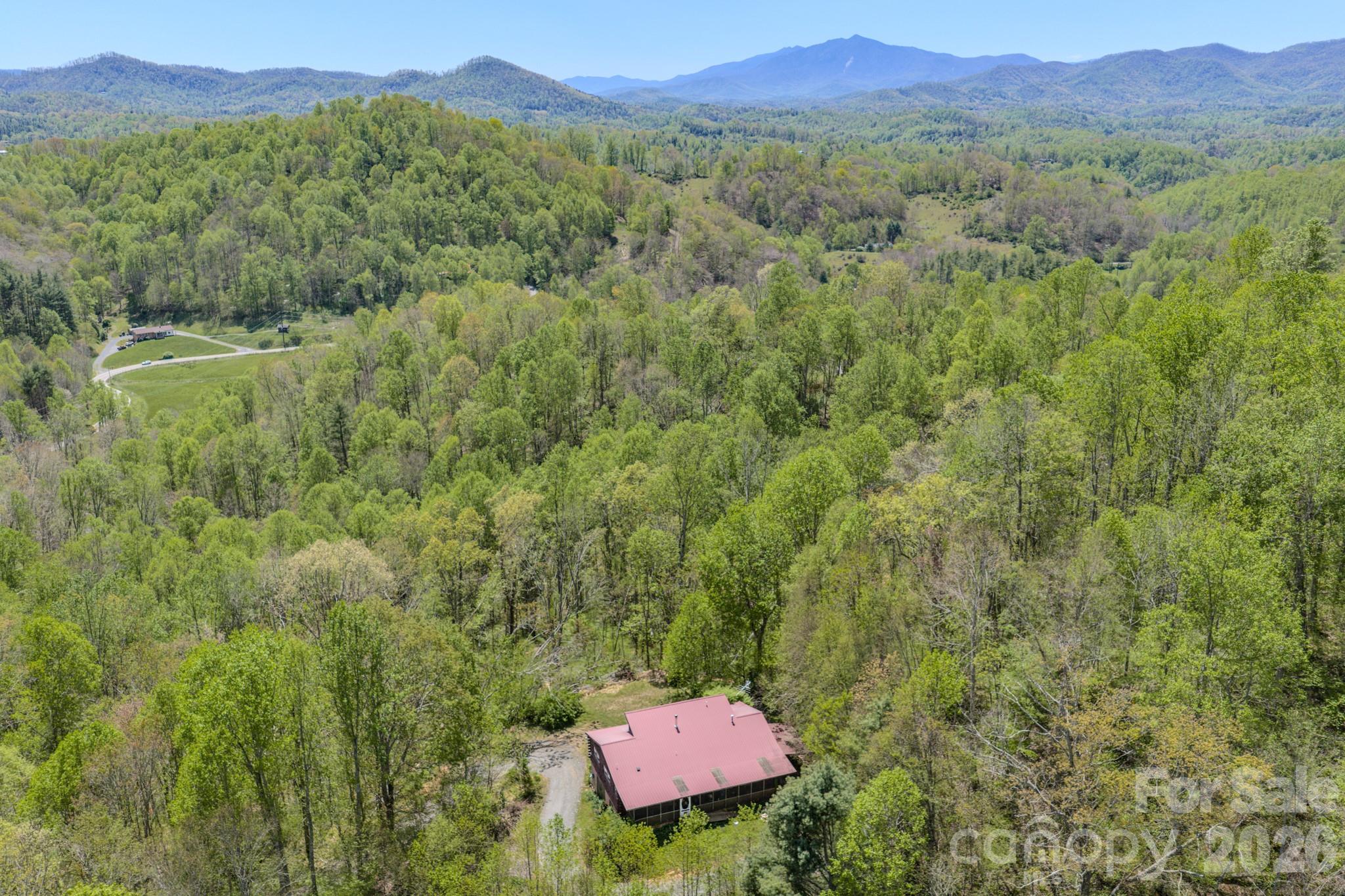 143 Gouge Cemetery Road — Bakersville