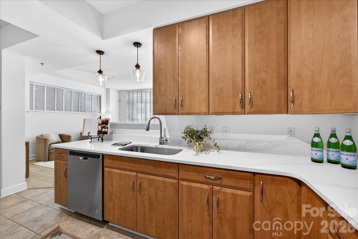 1320 Fillmore Avenue #105 — Charlotte