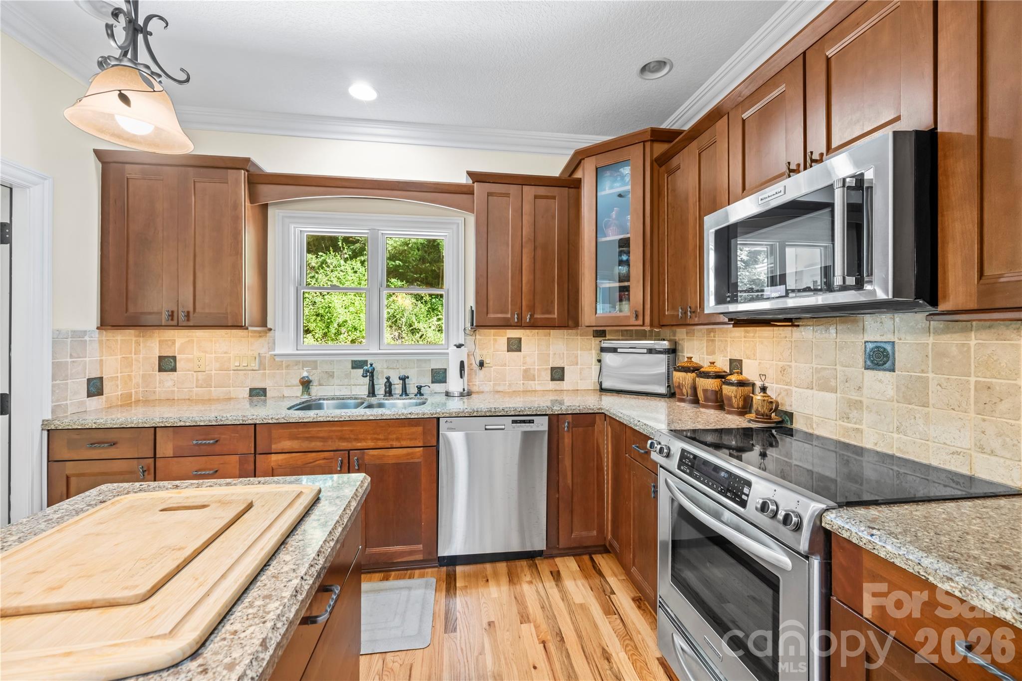 128 Churchill Downs Drive — Fairview