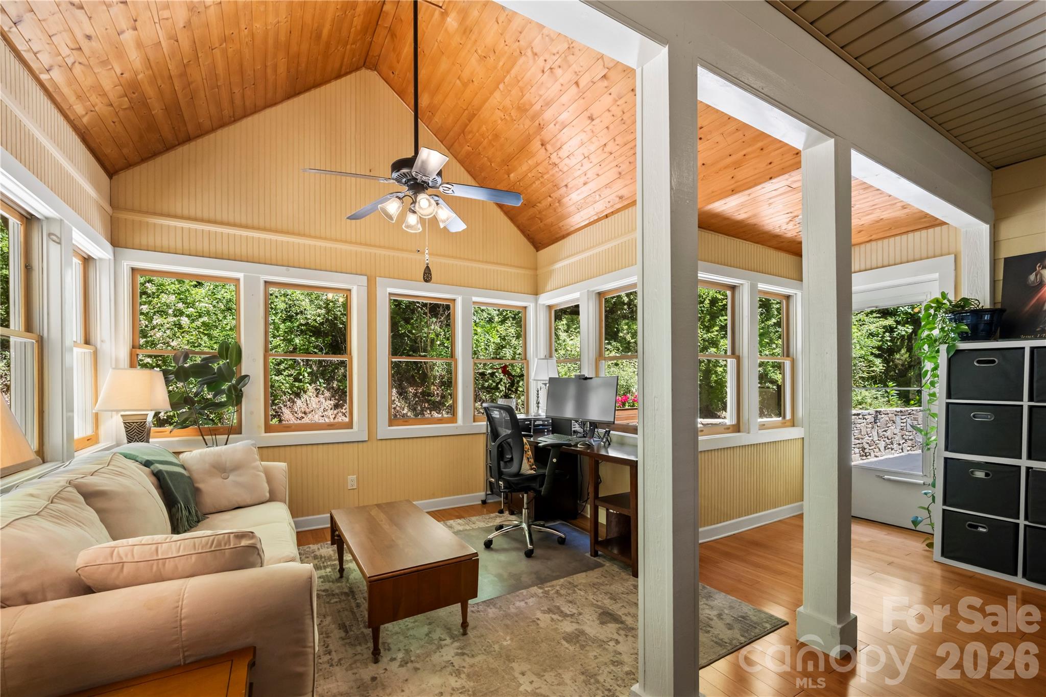 128 Churchill Downs Drive — Fairview