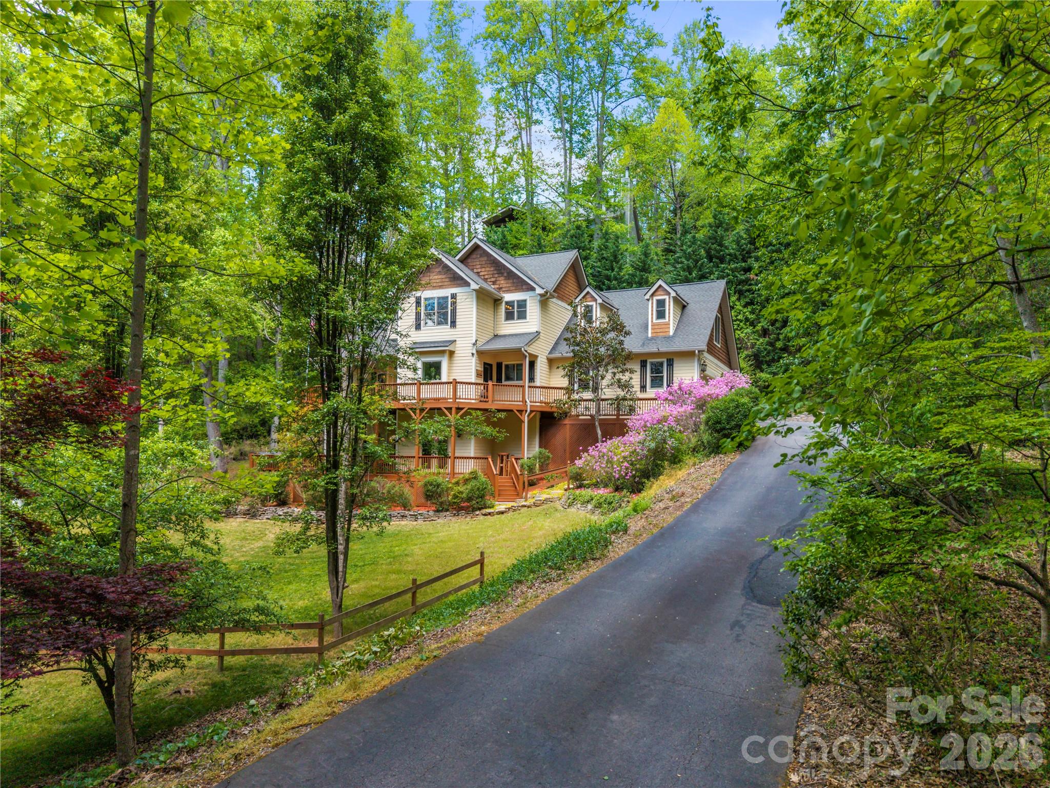 128 Churchill Downs Drive — Fairview