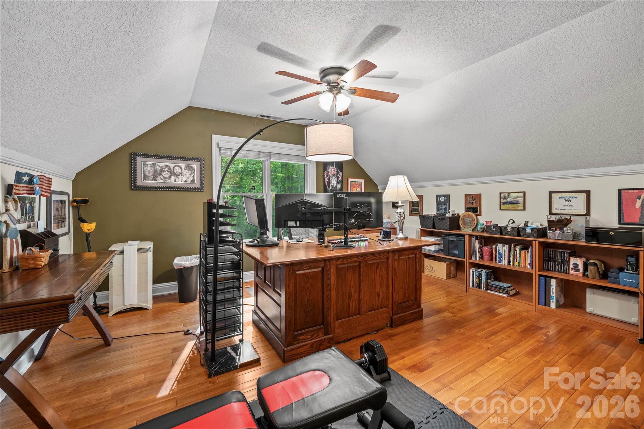 128 Churchill Downs Drive — Fairview