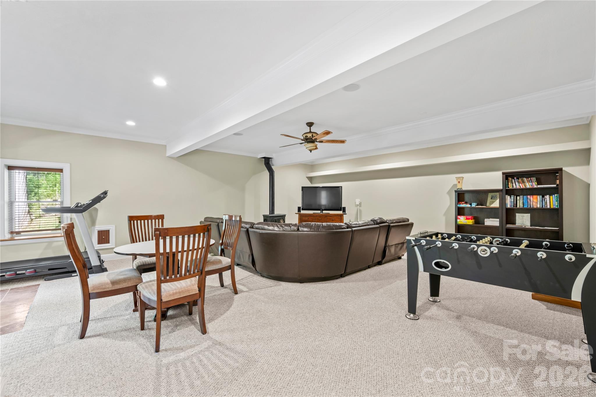 128 Churchill Downs Drive — Fairview