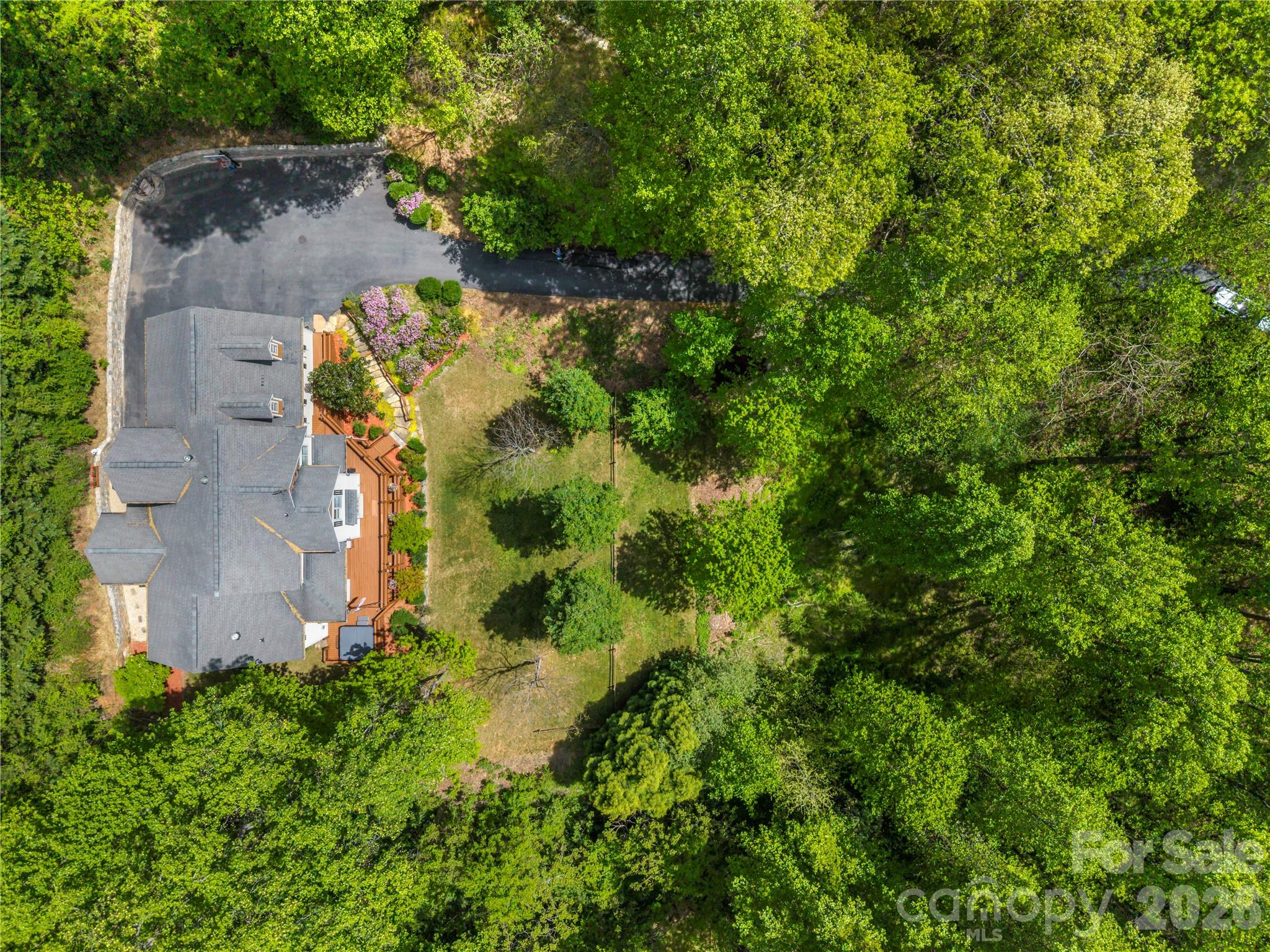 128 Churchill Downs Drive — Fairview