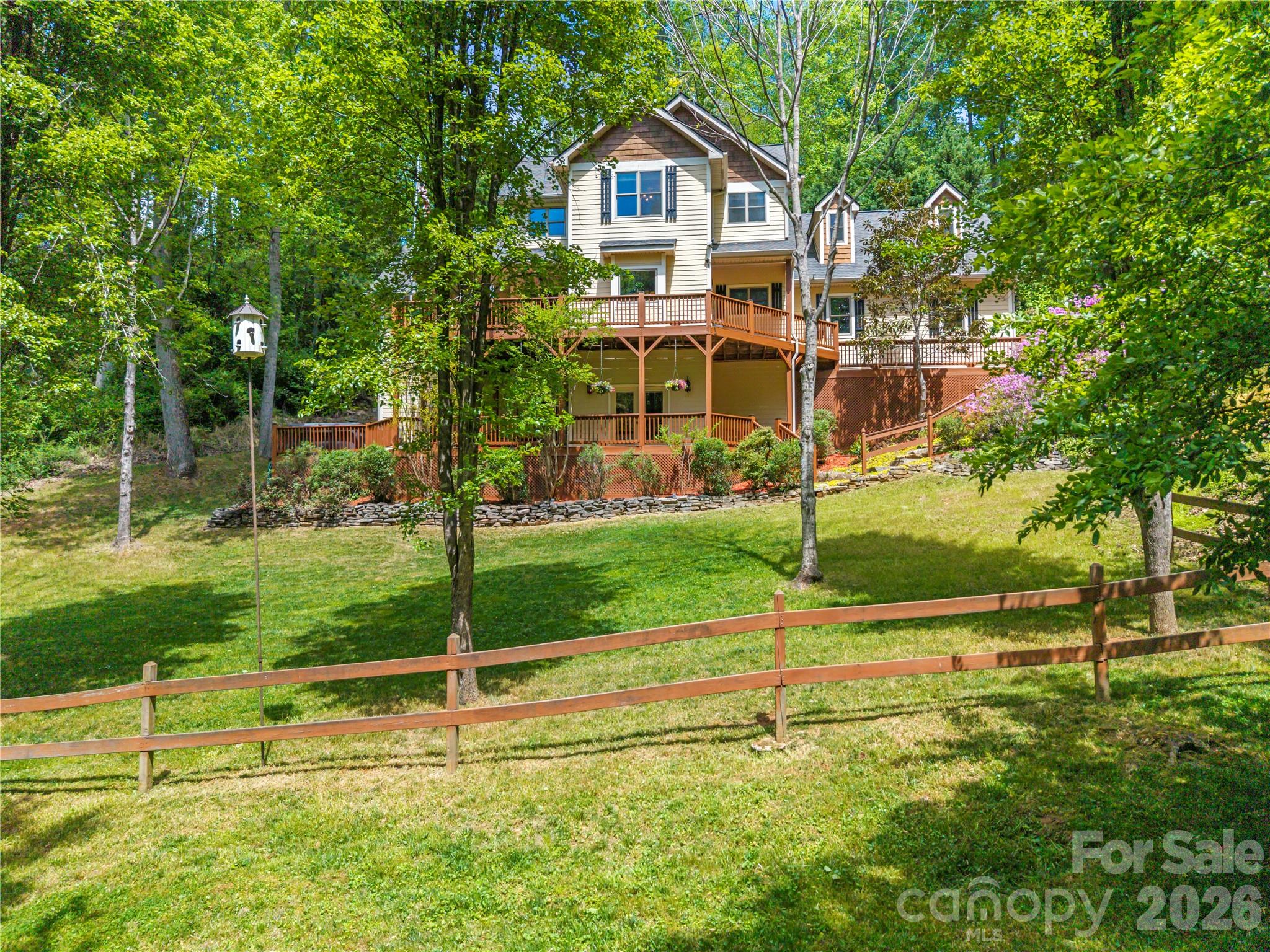 128 Churchill Downs Drive — Fairview