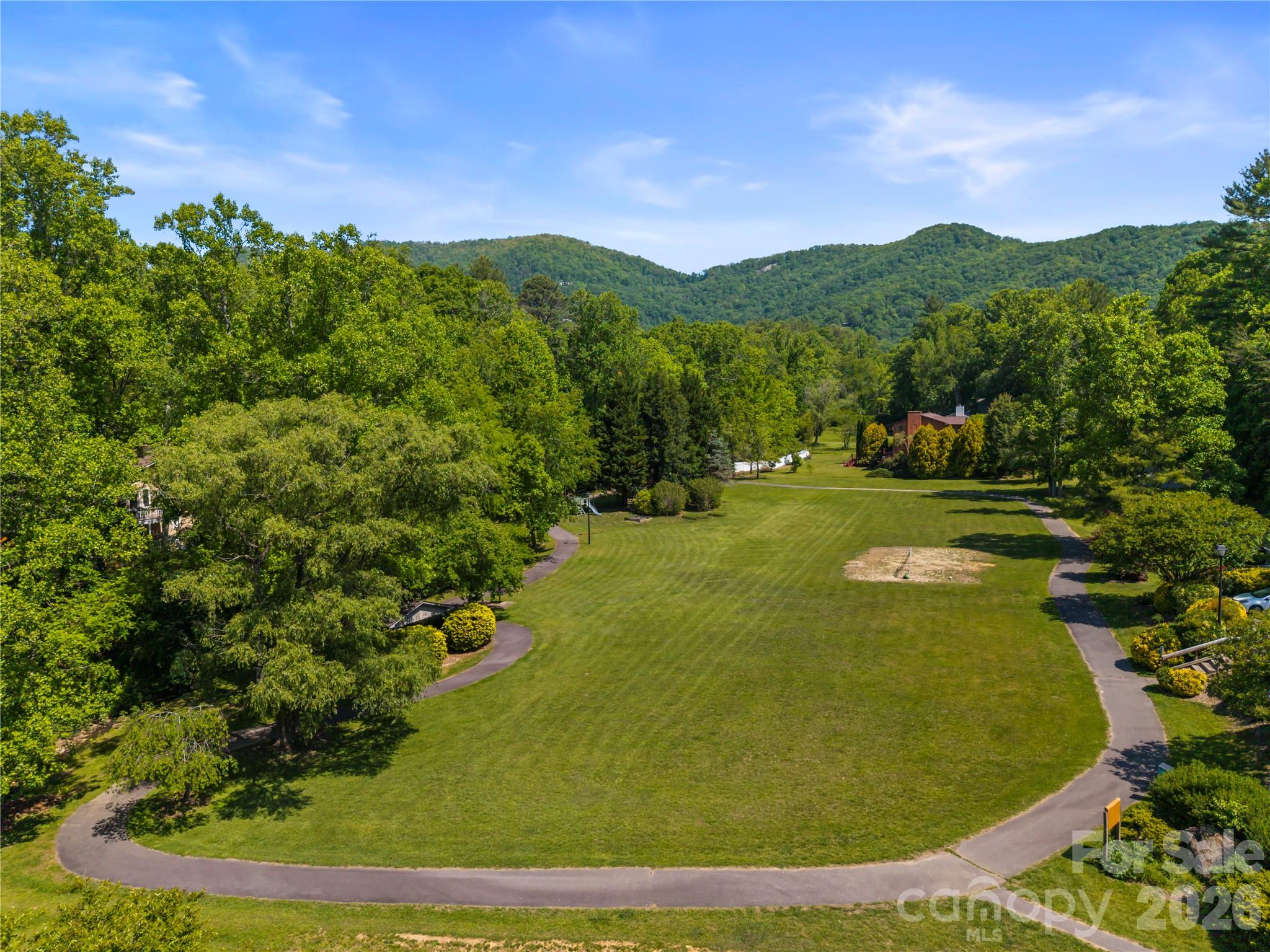 128 Churchill Downs Drive — Fairview