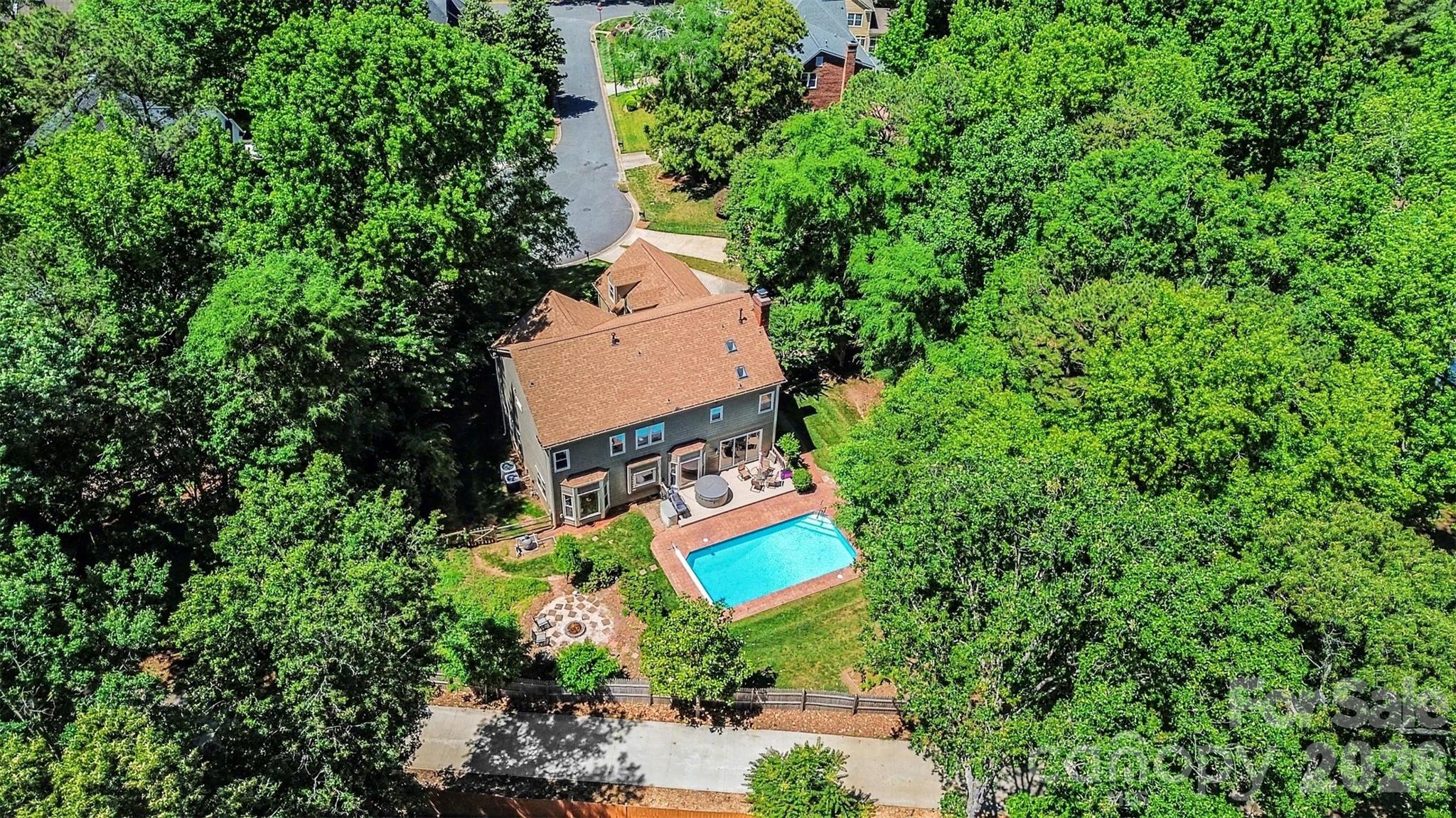 4600 Belvoir Court #7 — Charlotte