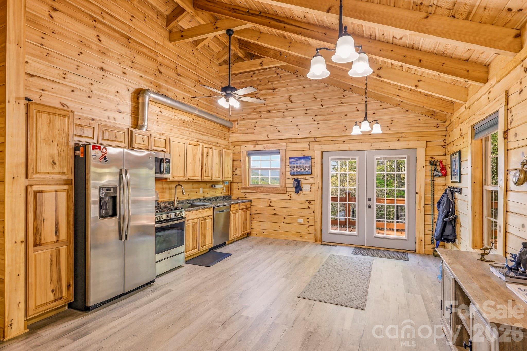 20 Laurel Cottage Lane — Black Mountain