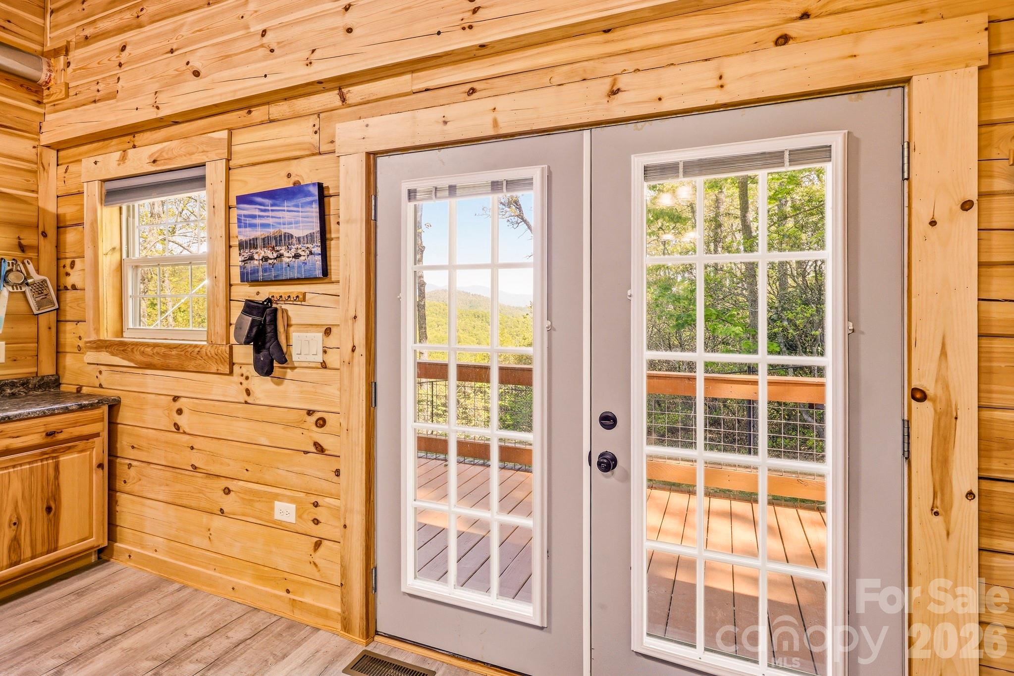 20 Laurel Cottage Lane — Black Mountain