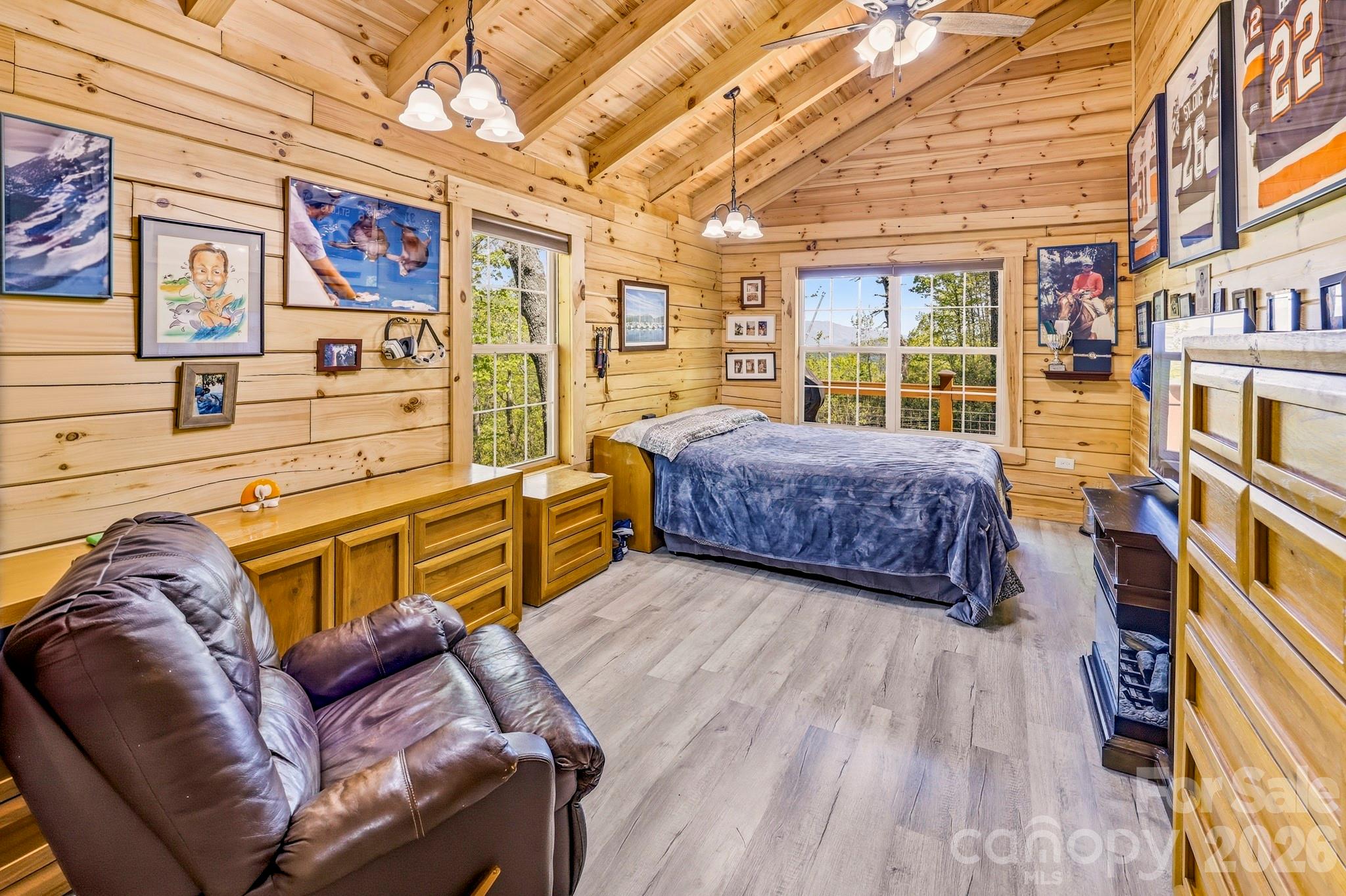 20 Laurel Cottage Lane — Black Mountain
