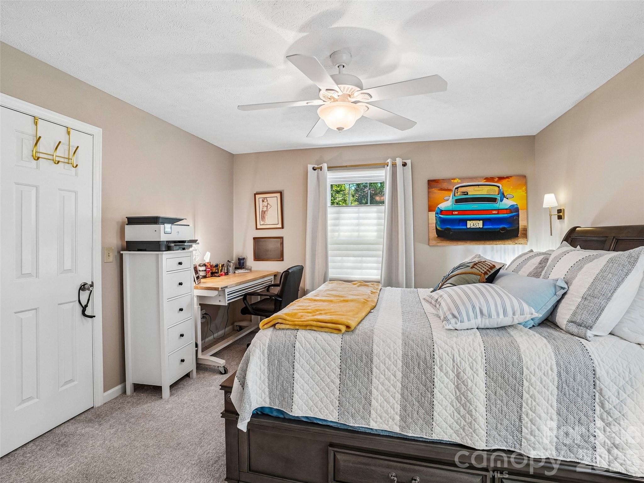 1737 Haywood Manor Road #B — Hendersonville