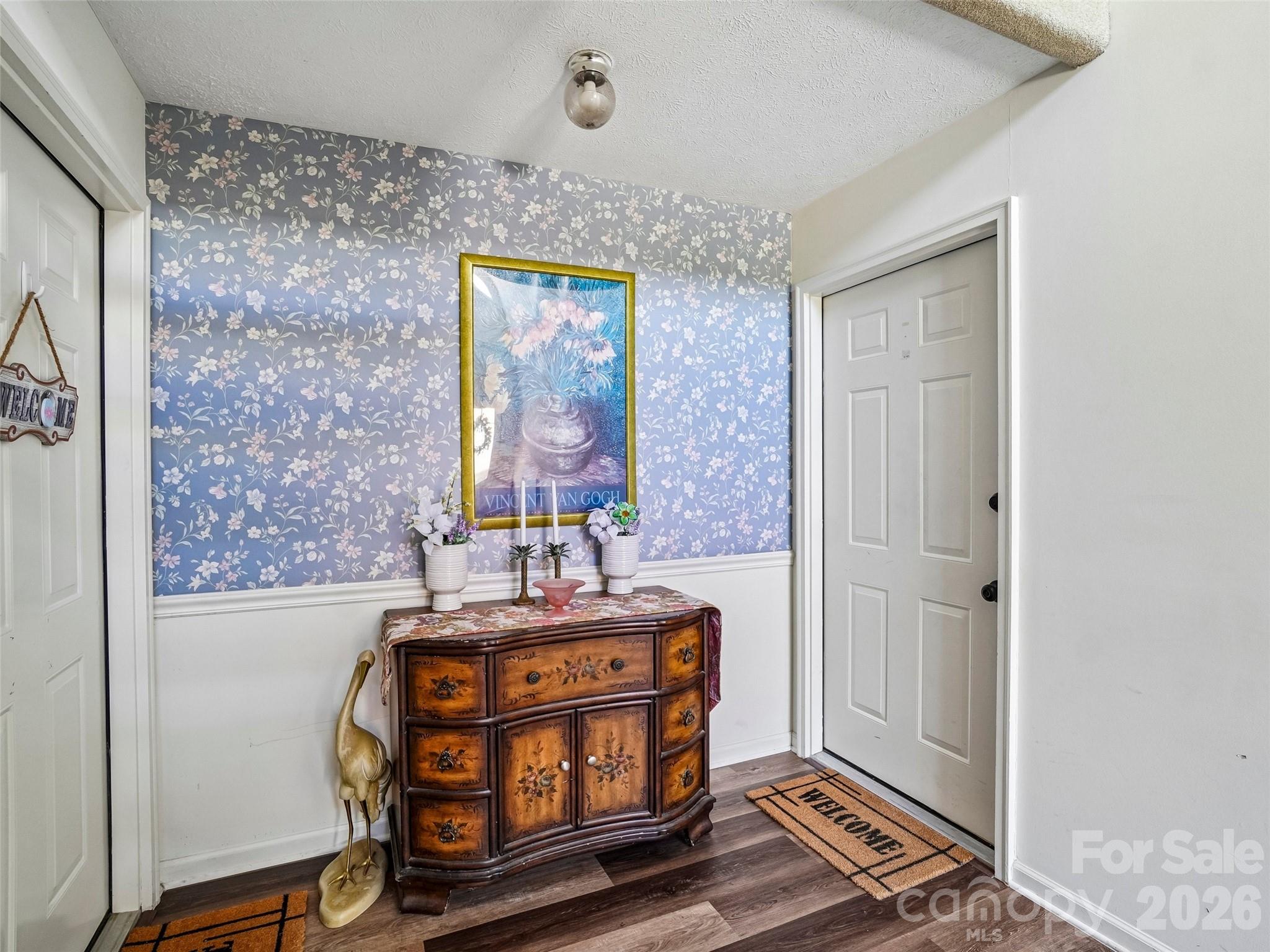 1737 Haywood Manor Road #B — Hendersonville