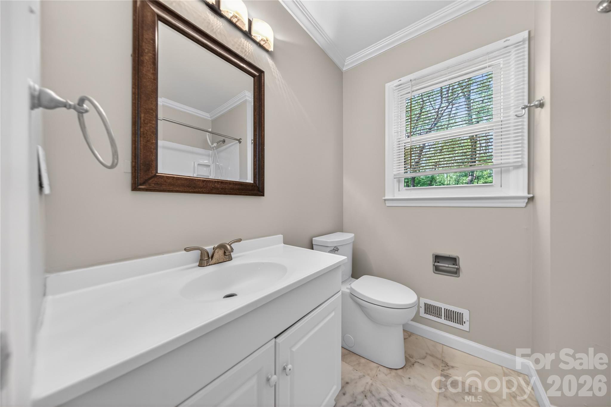 7942 Surreywood Place — Charlotte