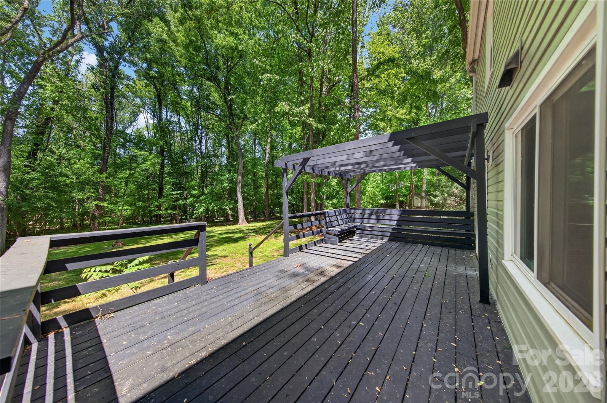7942 Surreywood Place — Charlotte