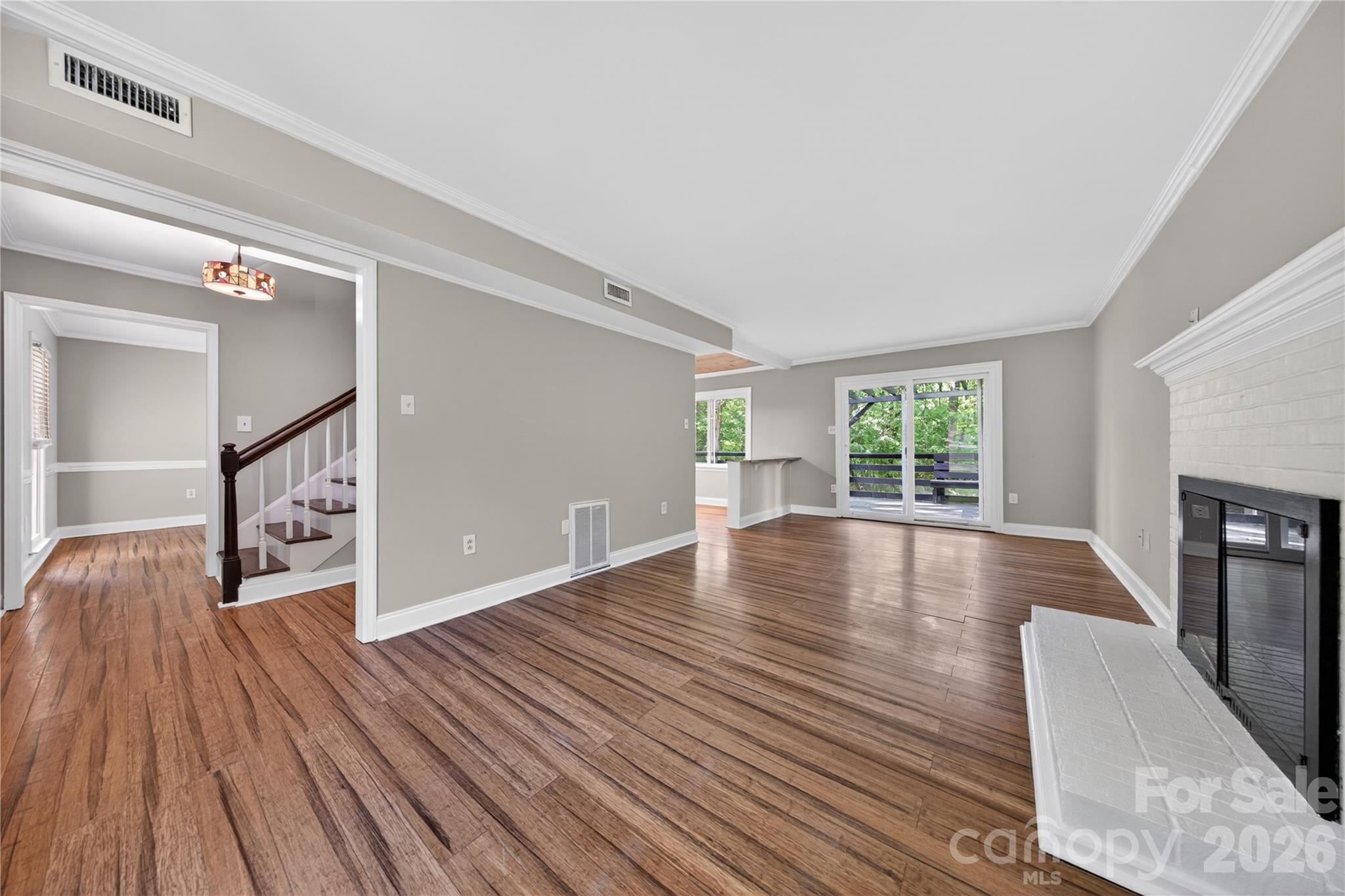 7942 Surreywood Place — Charlotte