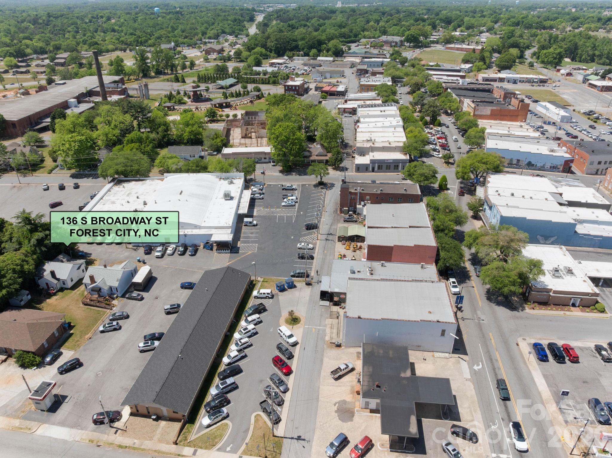 136 S Broadway Street — Forest City