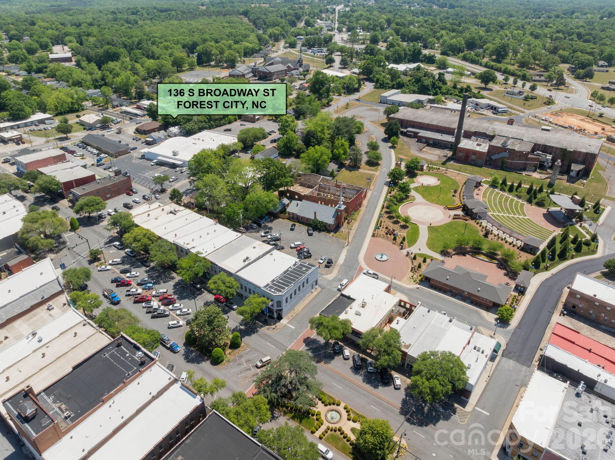 136 S Broadway Street — Forest City