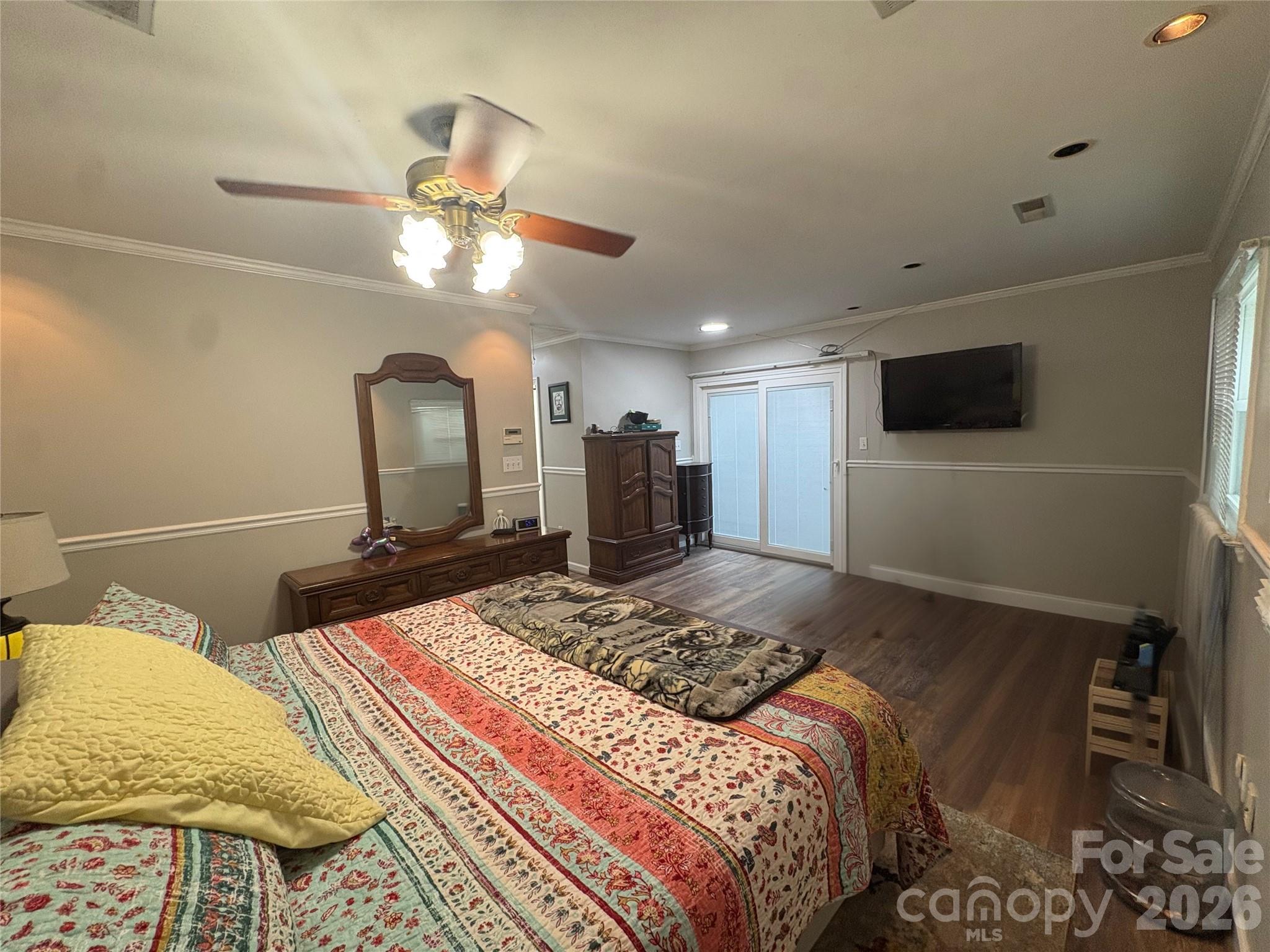 10011 Arbordale Avenue — Charlotte
