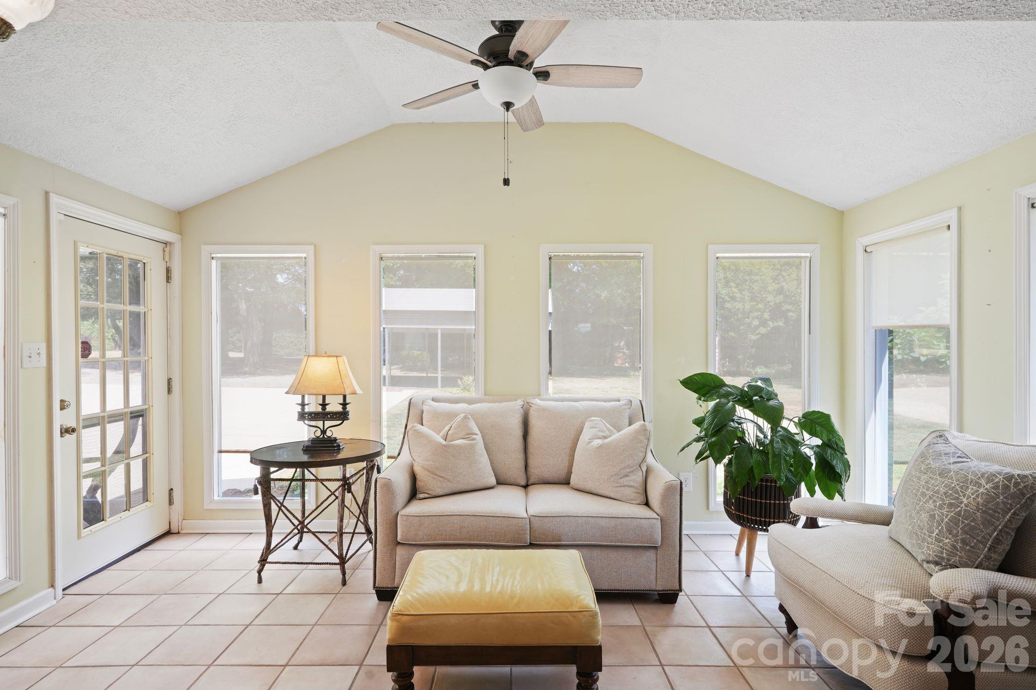 3328 Sulphur Springs Road NE — Hickory