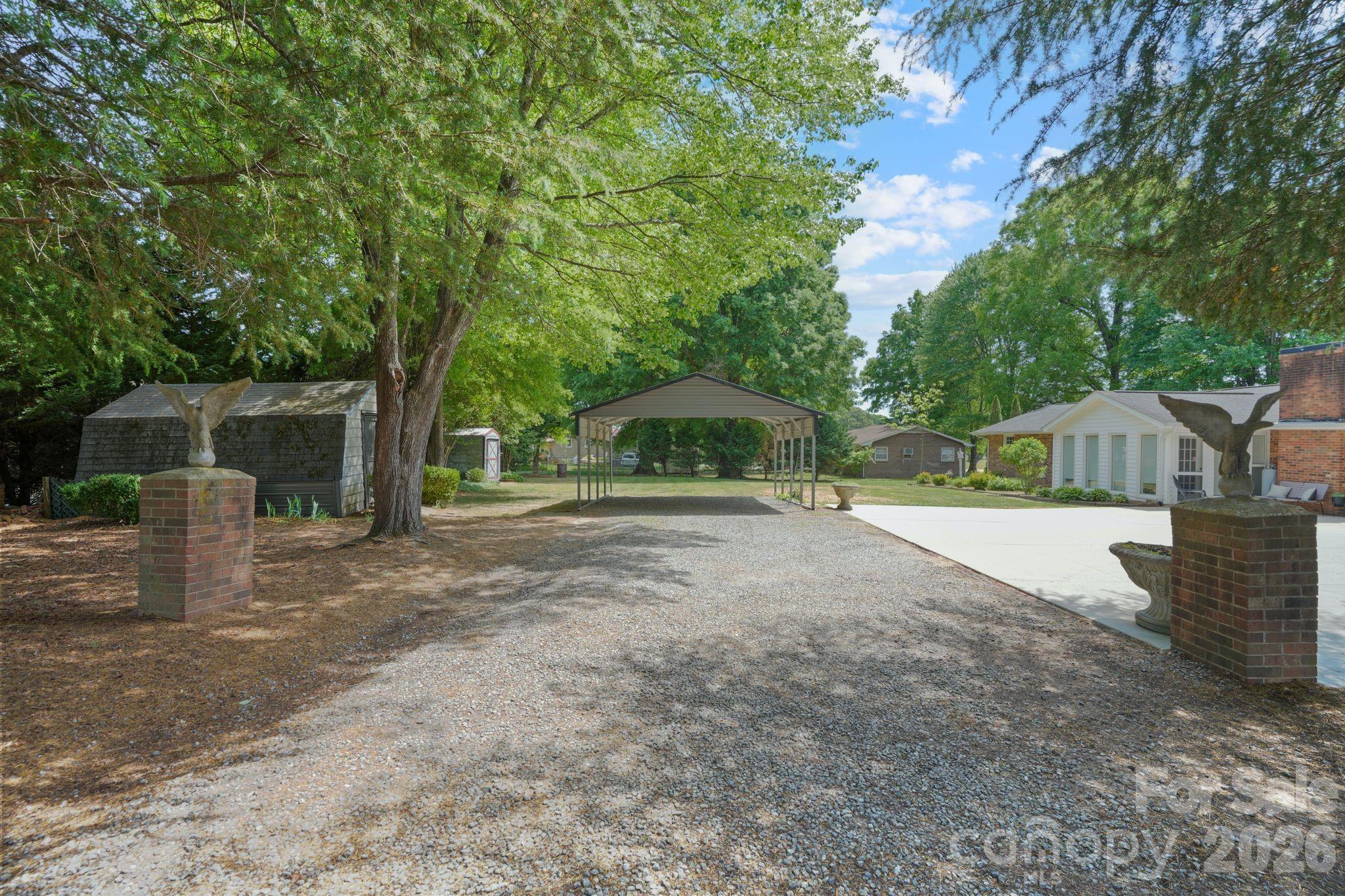 3328 Sulphur Springs Road NE — Hickory