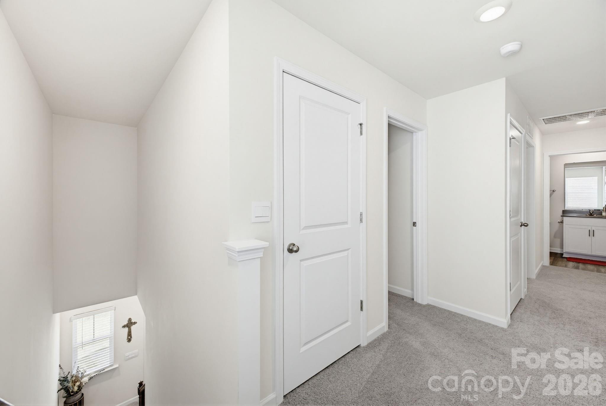 1334 37th Avenue Lane NE — Hickory