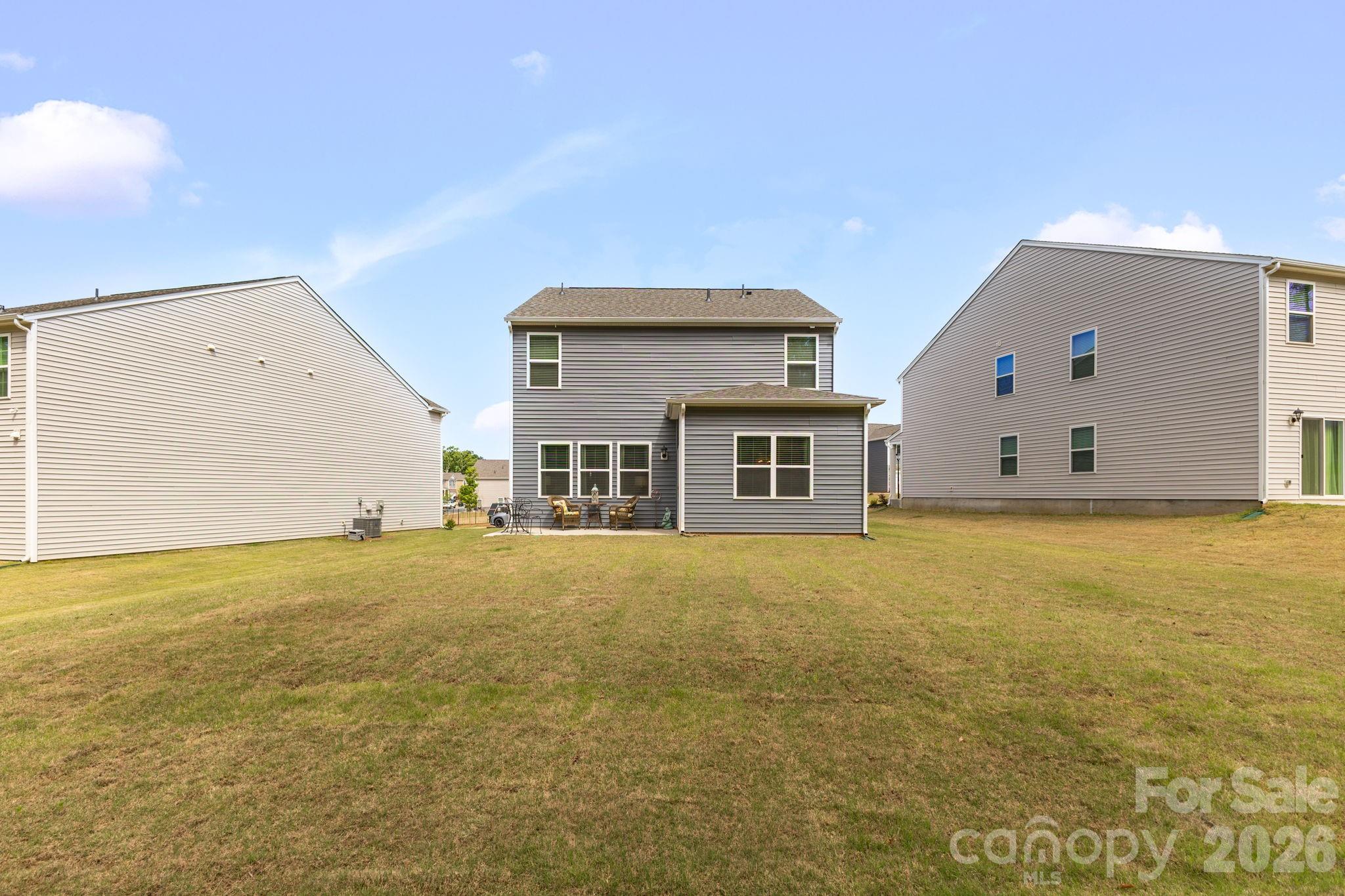 1334 37th Avenue Lane NE — Hickory