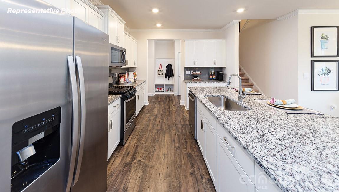 1218 White Birch Avenue — Huntersville