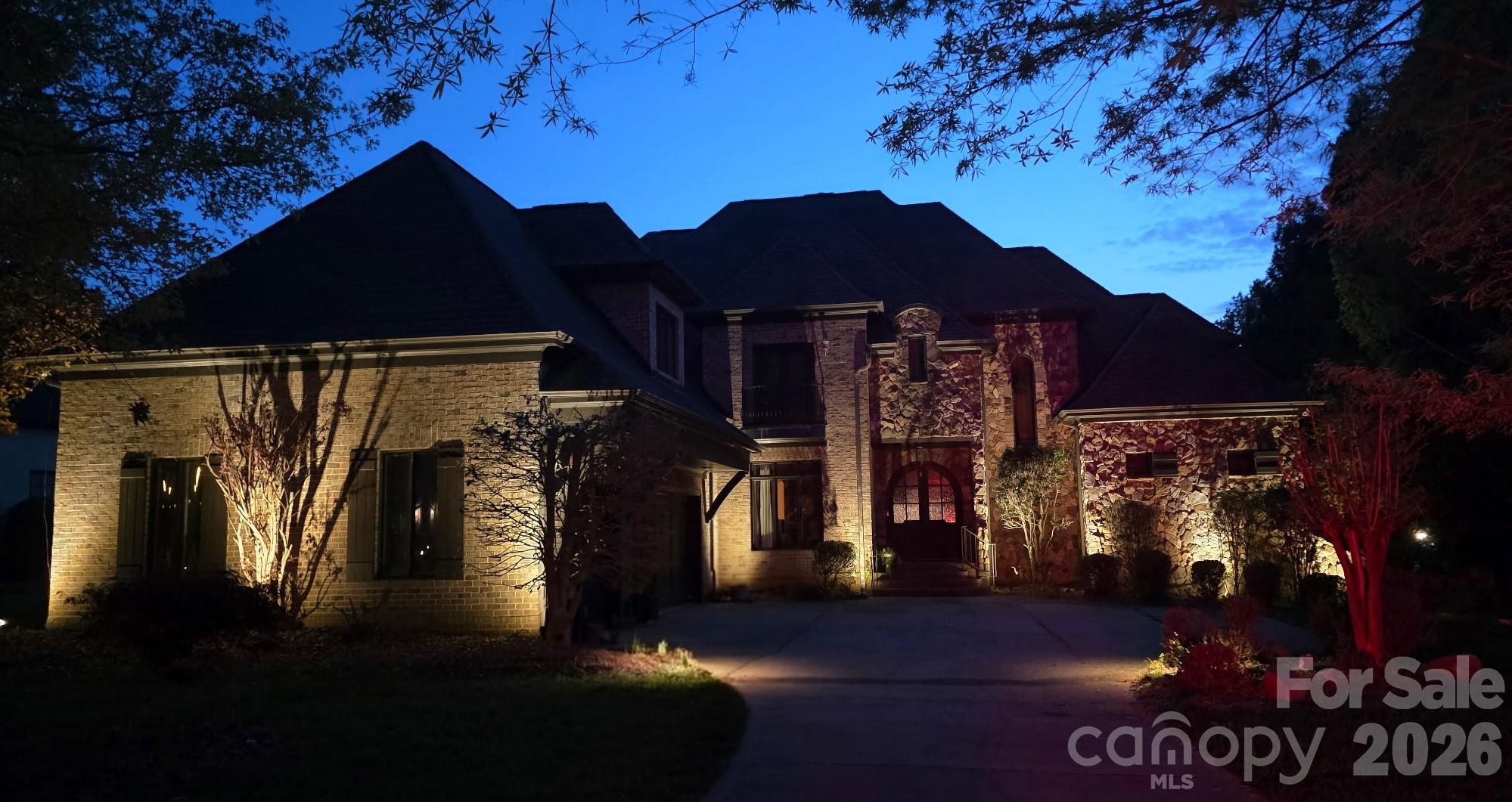 602 Beauhaven Lane — Waxhaw