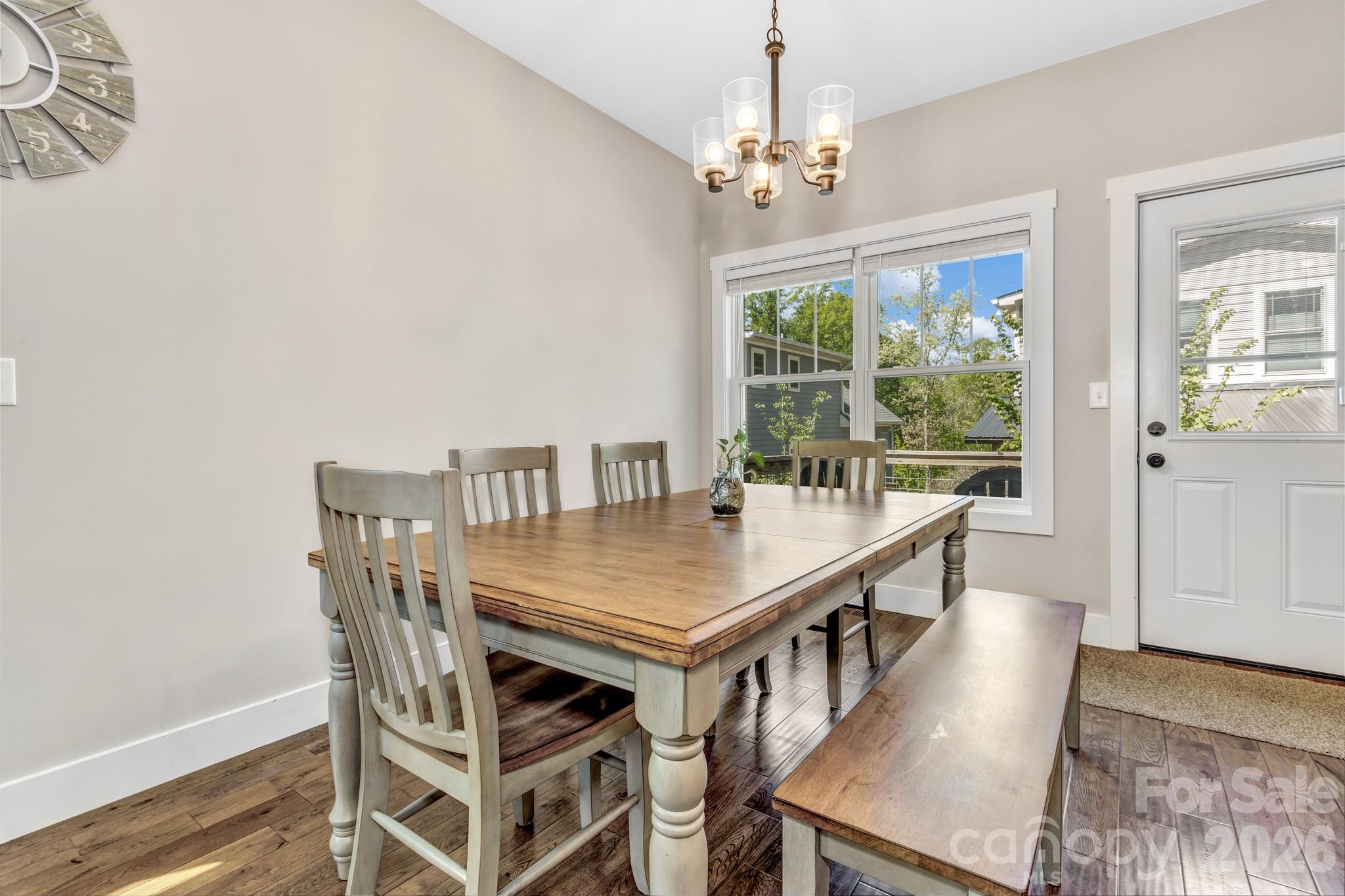116 Craggy Street — Black Mountain