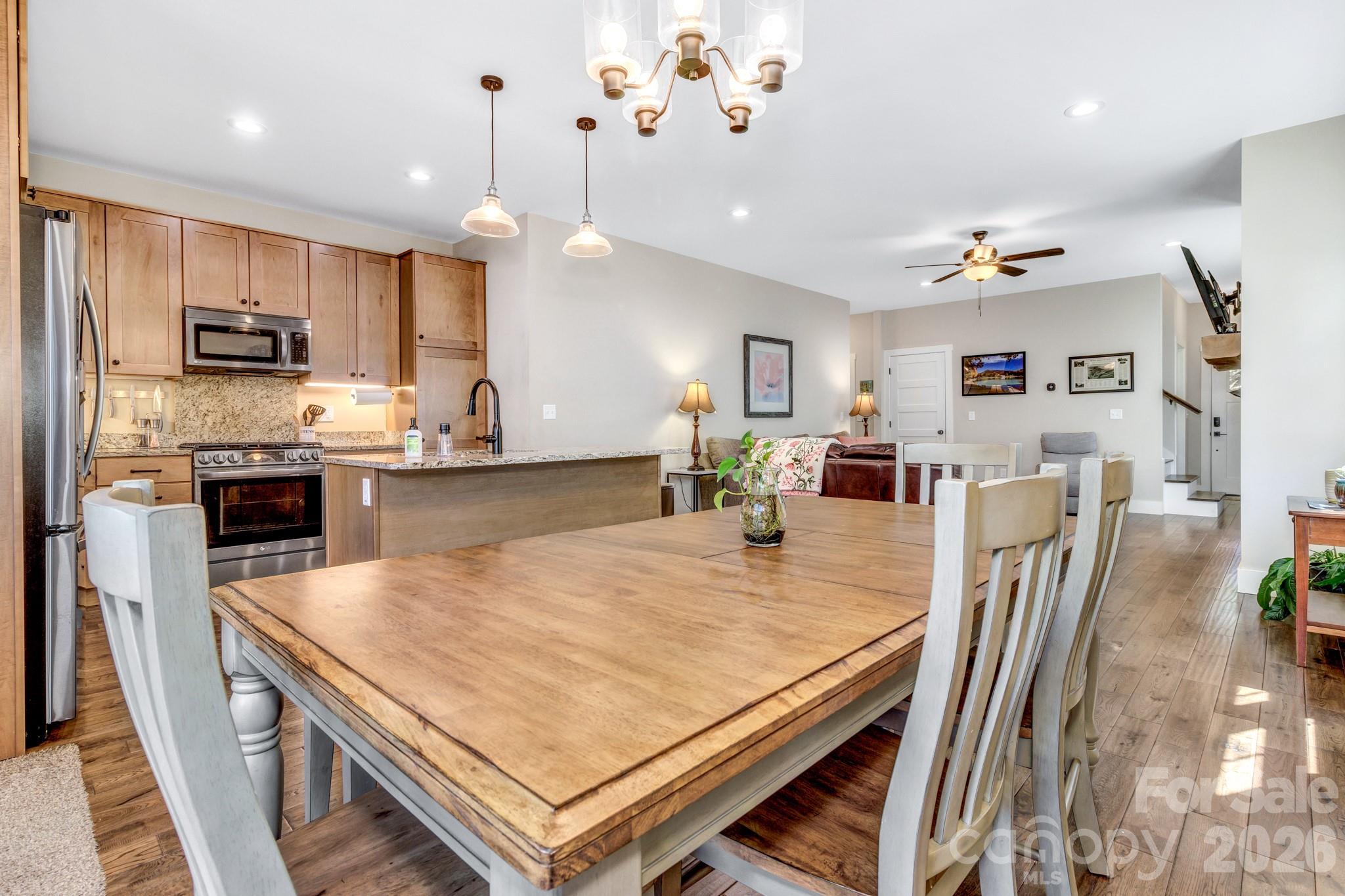 116 Craggy Street — Black Mountain