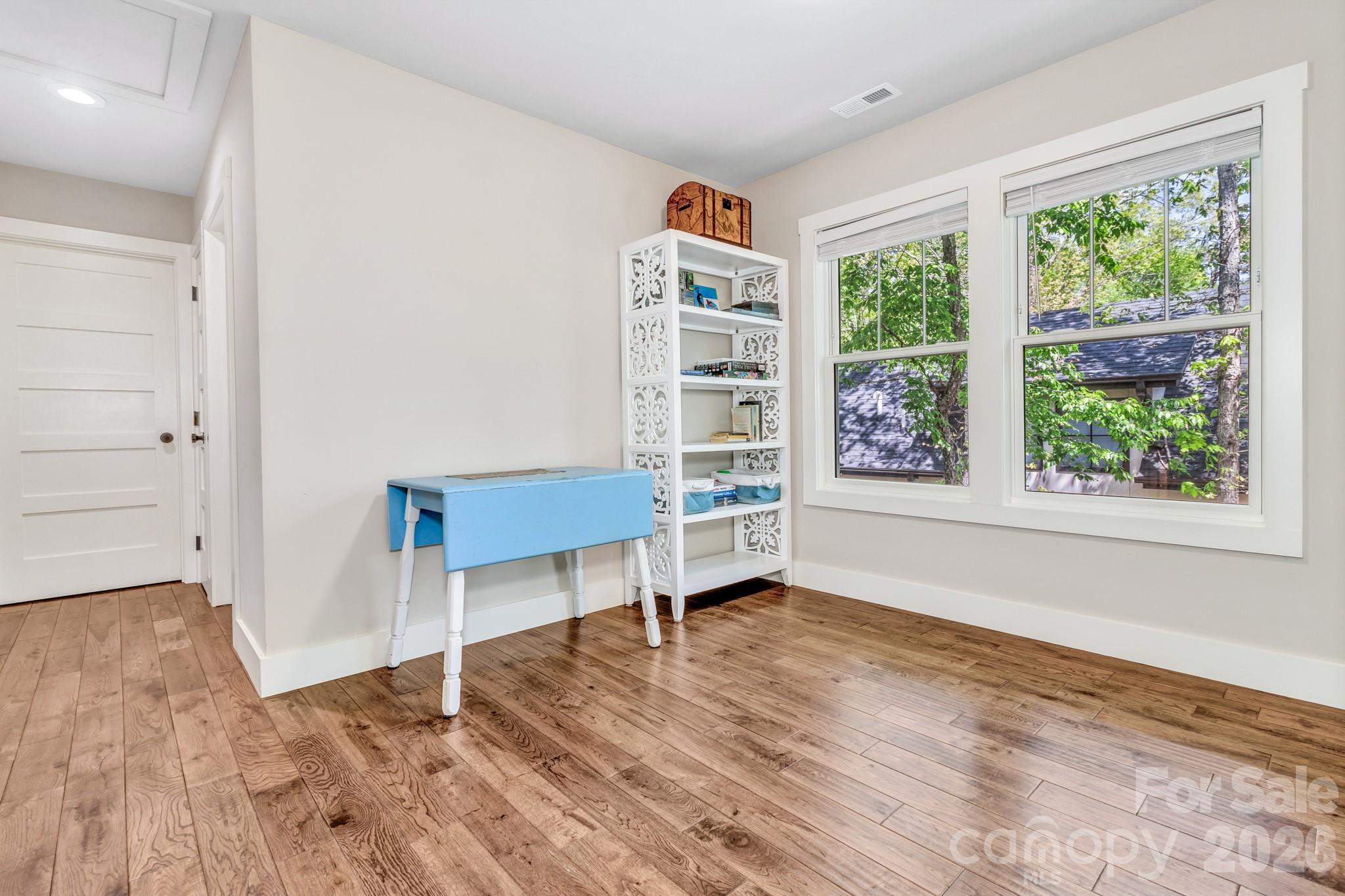 116 Craggy Street — Black Mountain