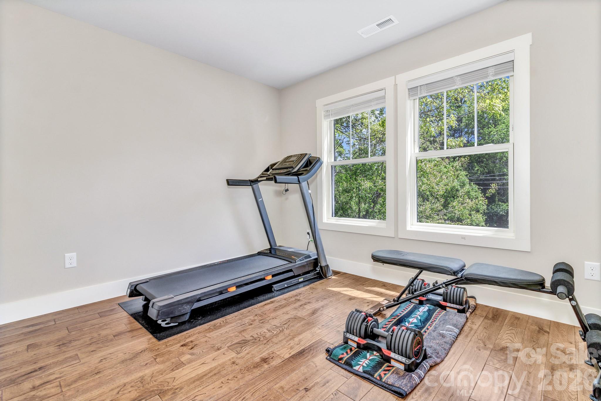 116 Craggy Street — Black Mountain