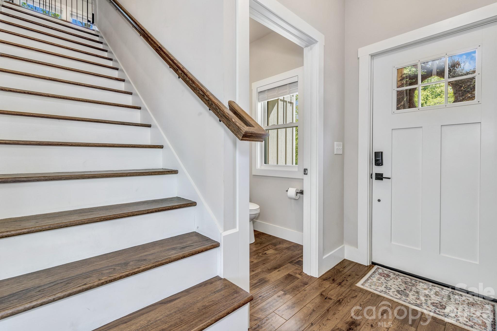 116 Craggy Street — Black Mountain