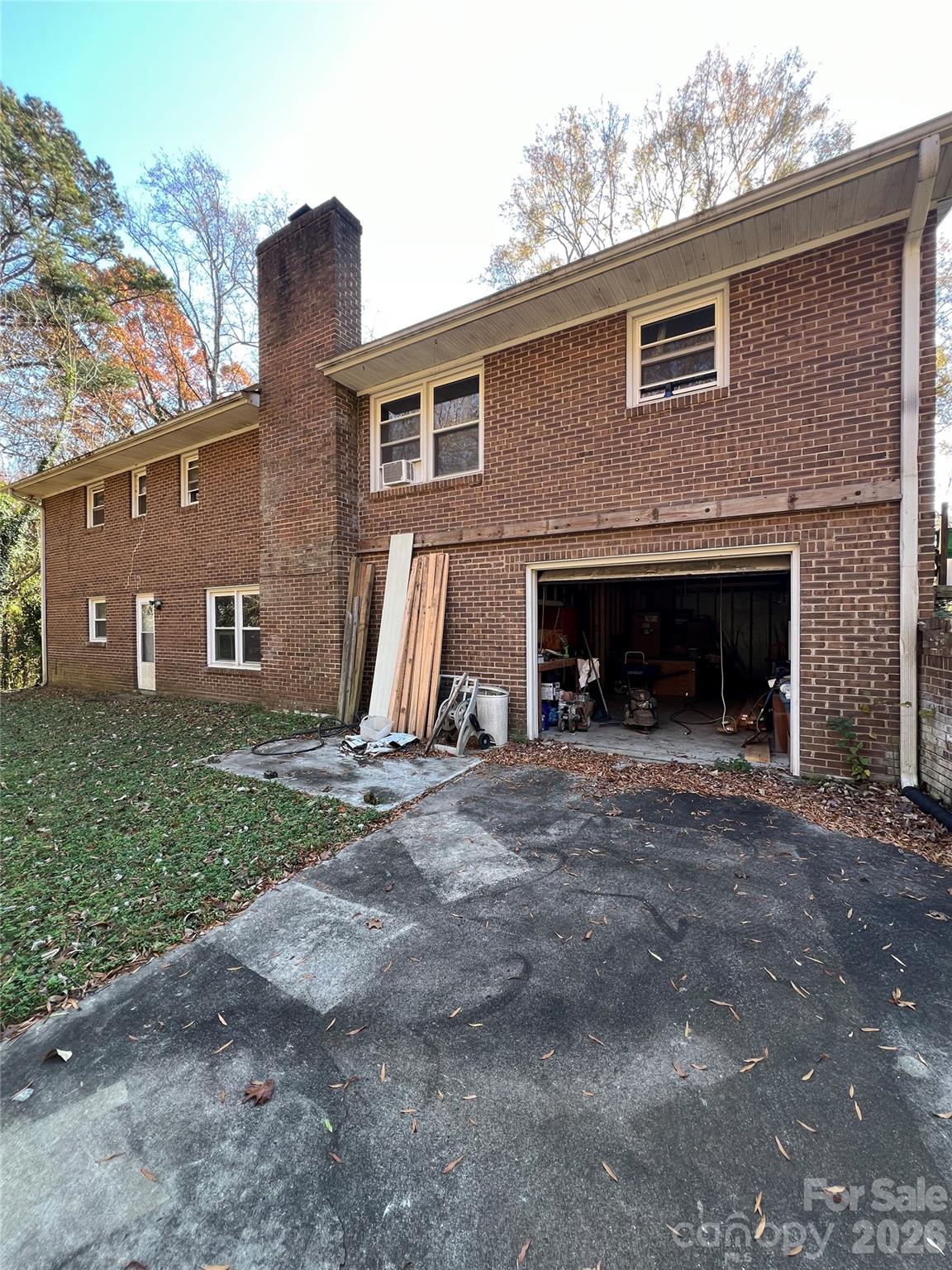 7004 Delisa Drive — Charlotte
